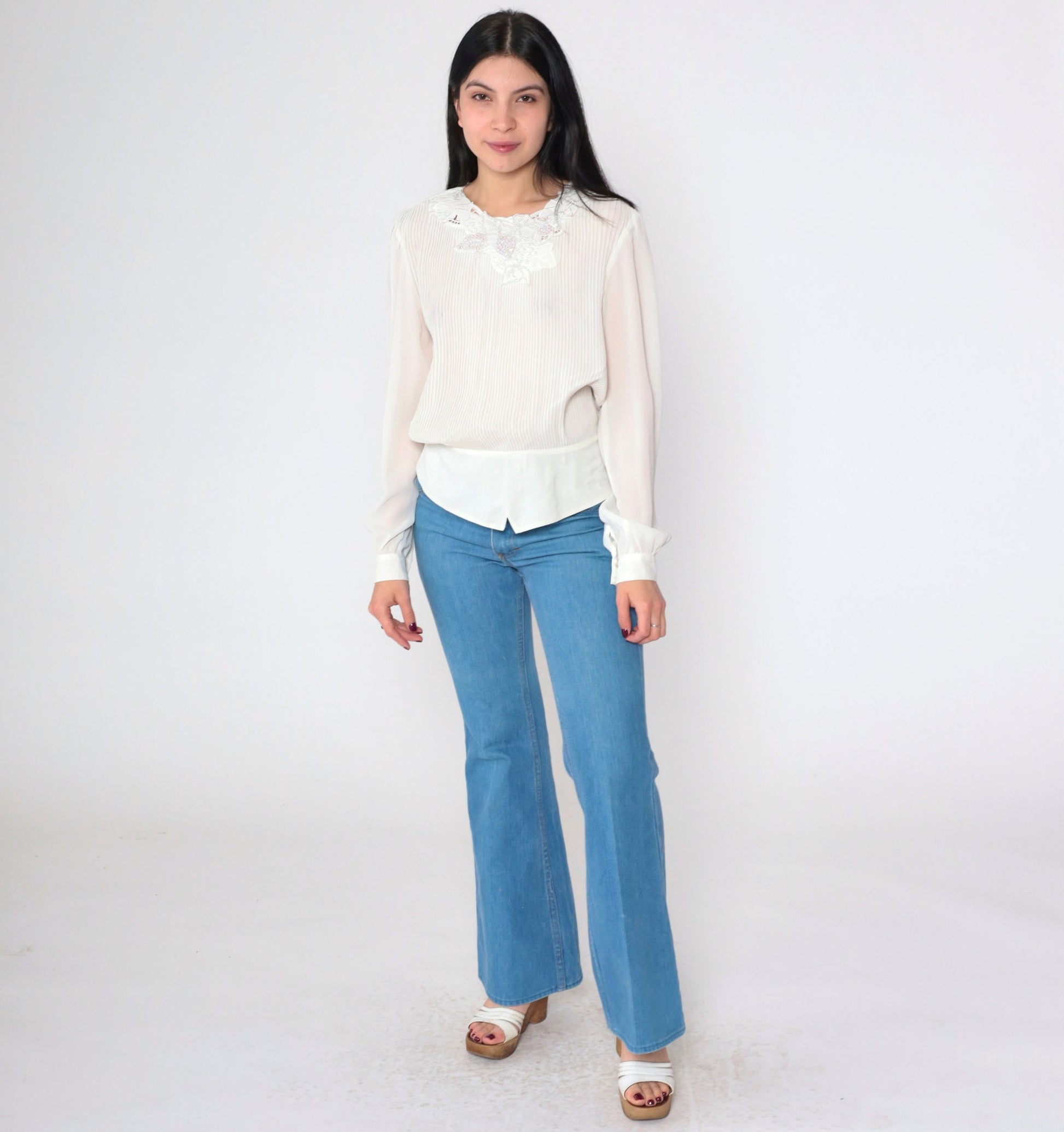 80s White Beaded Blouse Grape Leaf Sequin Puff Sleeve Button Back Medium