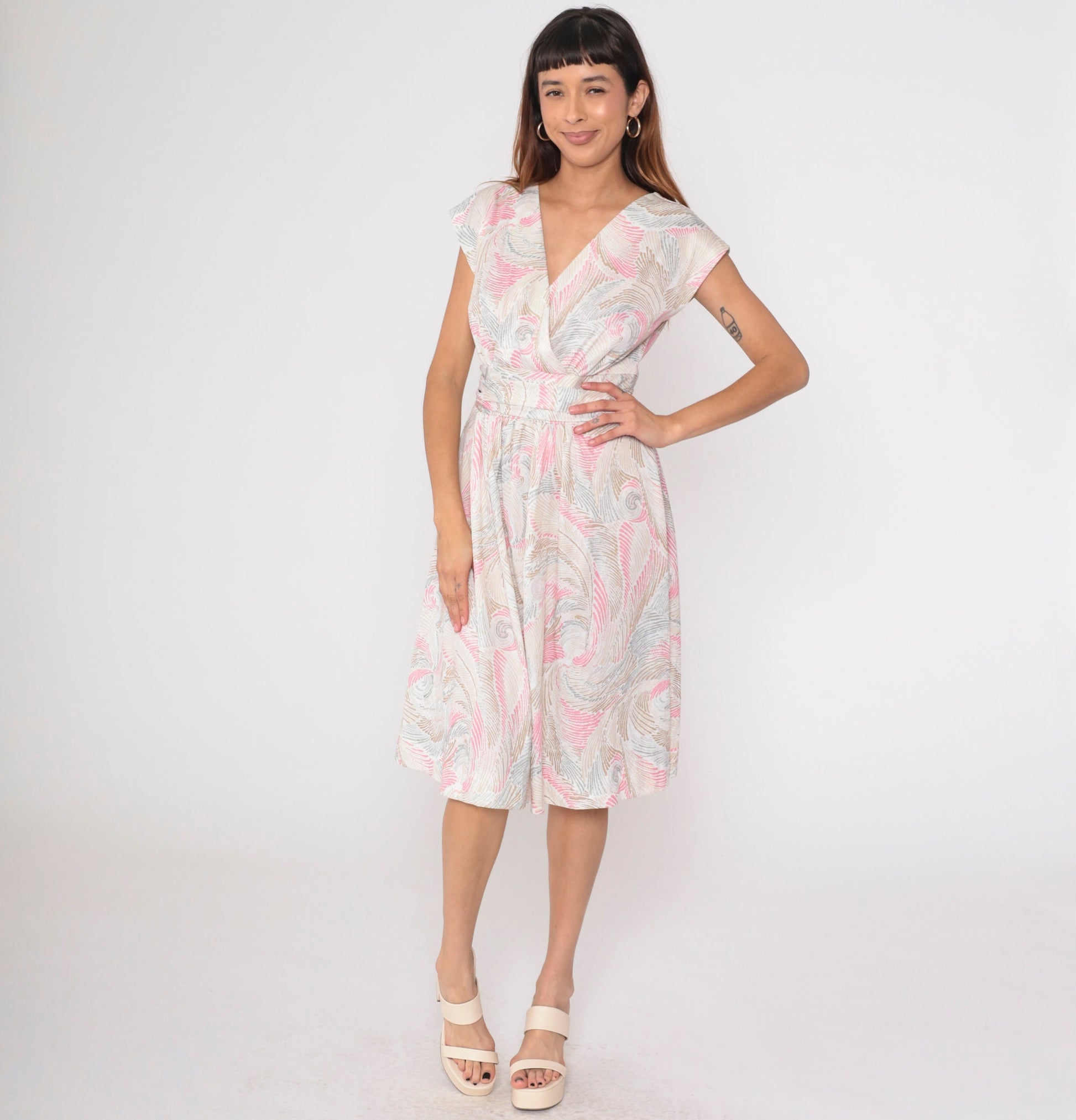 70s Wrap Dress Swirl Print Midi V-Neck High Waist Cap Sleeve White Pink Tan Medium
