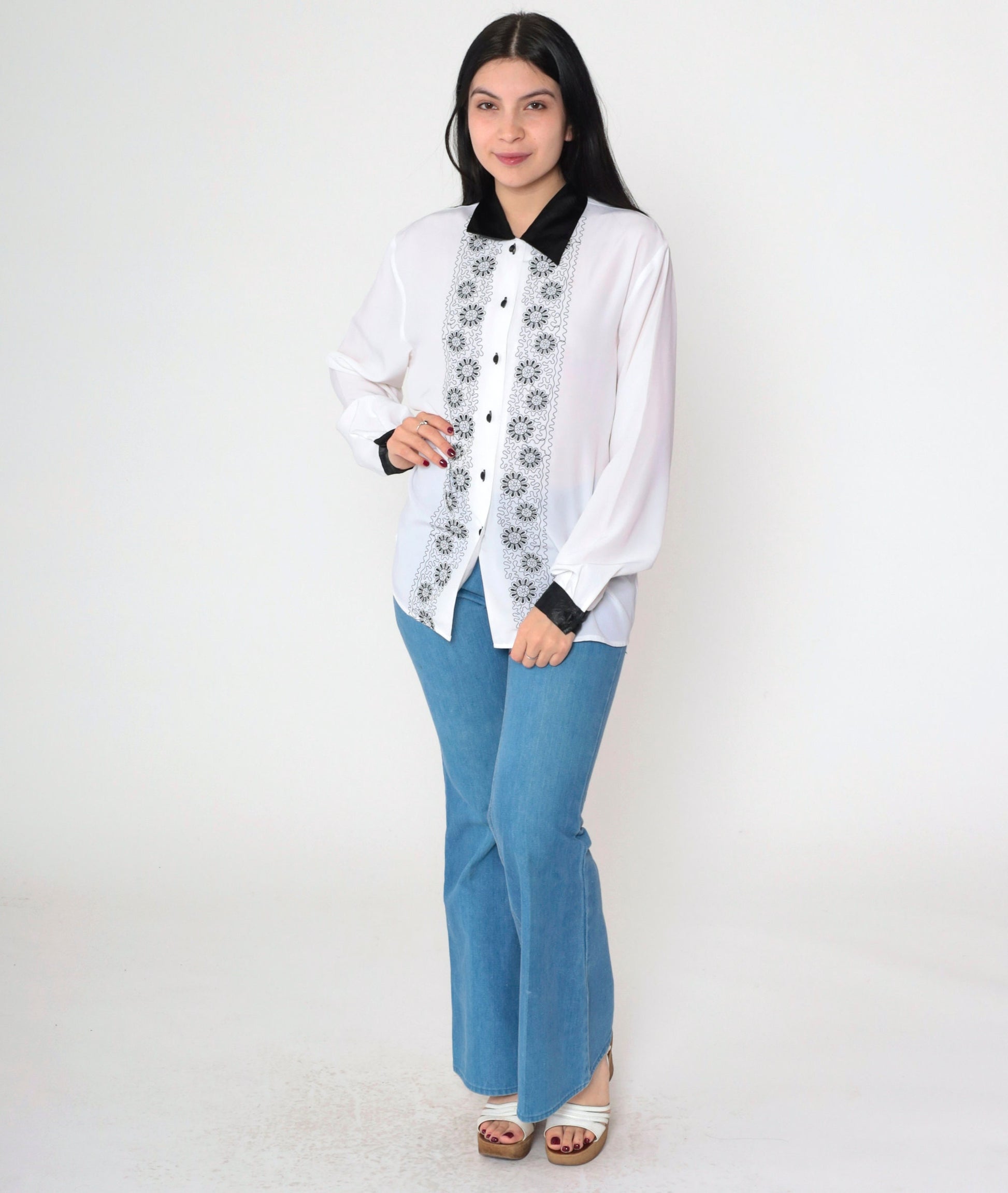 90s Claudia Richard Floral Embroidered Blouse White Black Flower Long Sleeve Medium