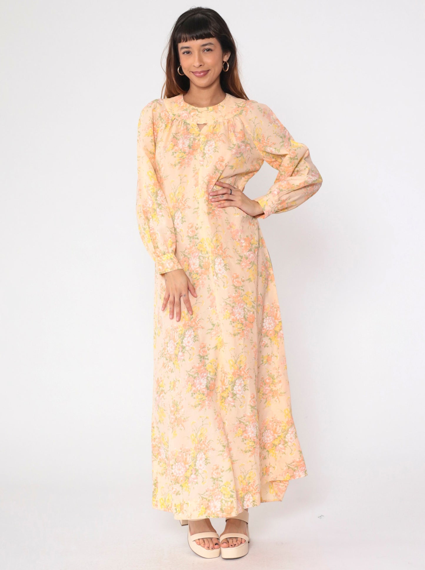 70s Peach Floral Maxi Dress Keyhole Neck Long Sleeve Medium