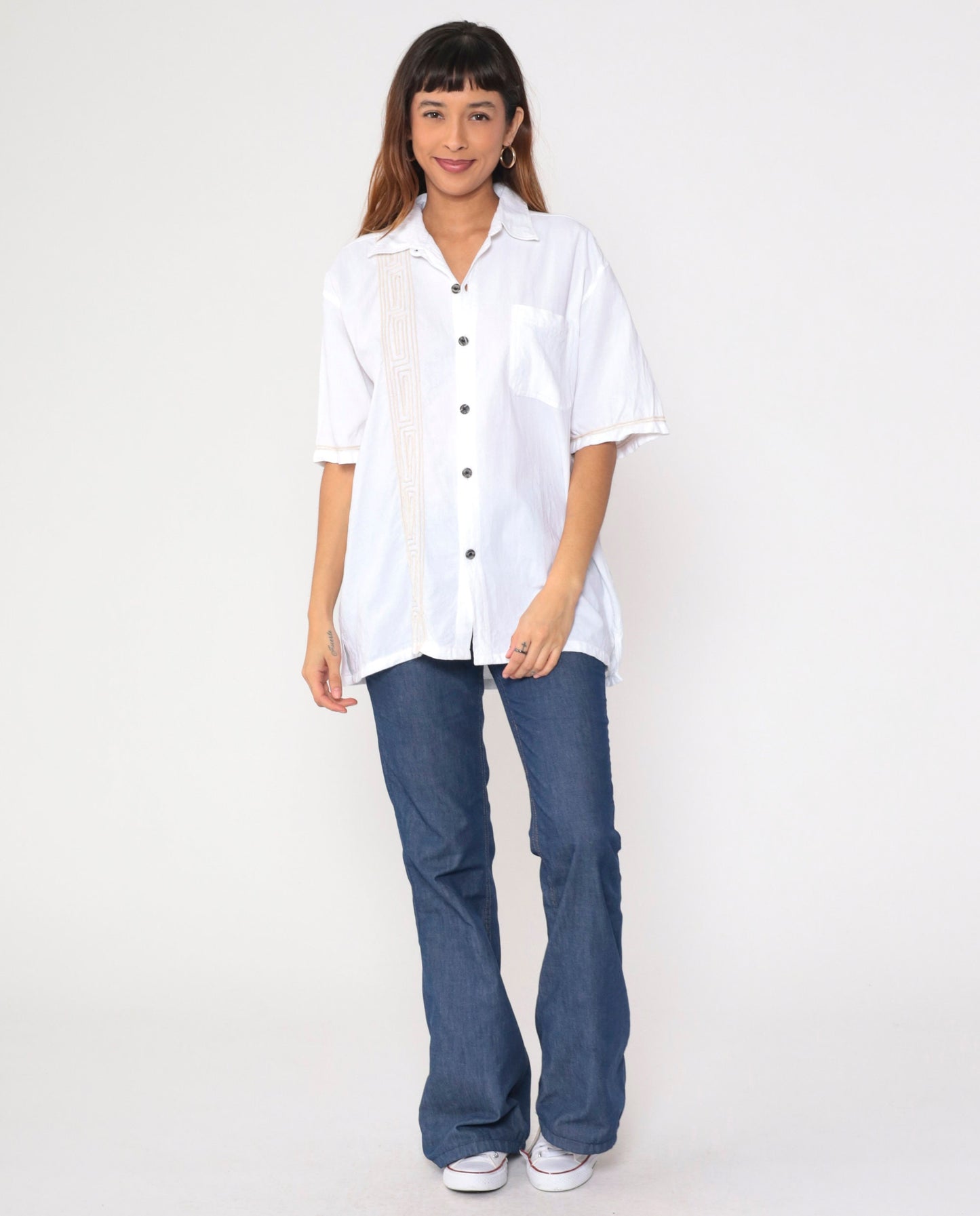 90s White Geometric Embroidered Button-Up Shirt Short Sleeve Medium