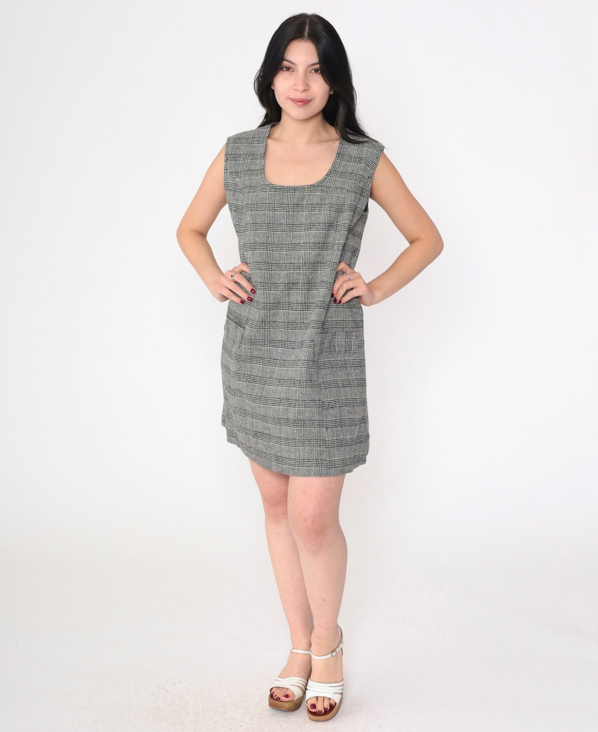 60s Plaid Mini Jumper Dress Mod Sleeveless Scoop Neck Grey Black Tartan Large L