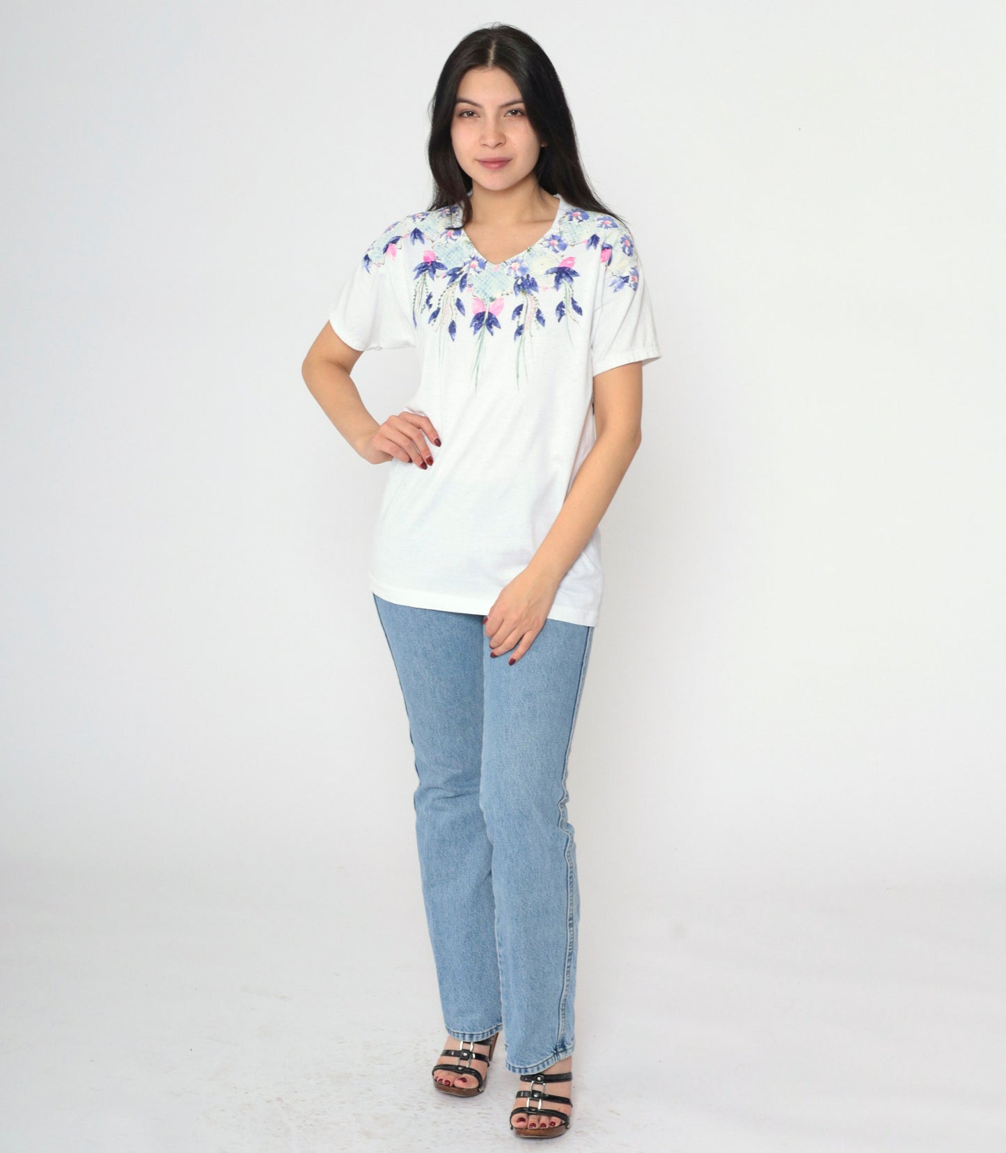 90s Floral Graphic T-Shirt White Metallic Gold Studs Single Stitch Small