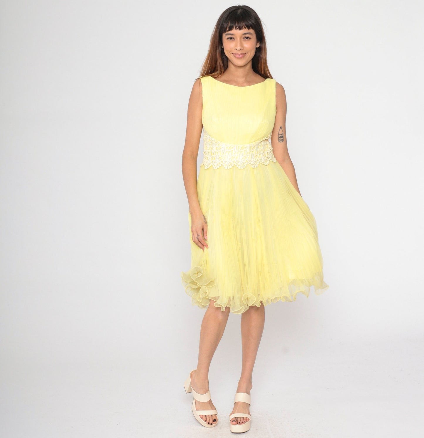 60s Yellow Lace Trim Sleeveless Dress High Waist Pleated Boatneck Small