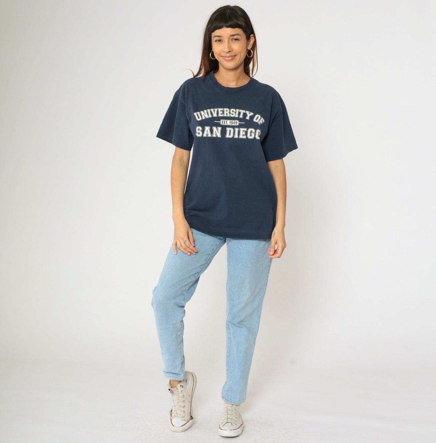 University of San Diego 00s Graphic T-Shirt Navy Cotton Crewneck Medium