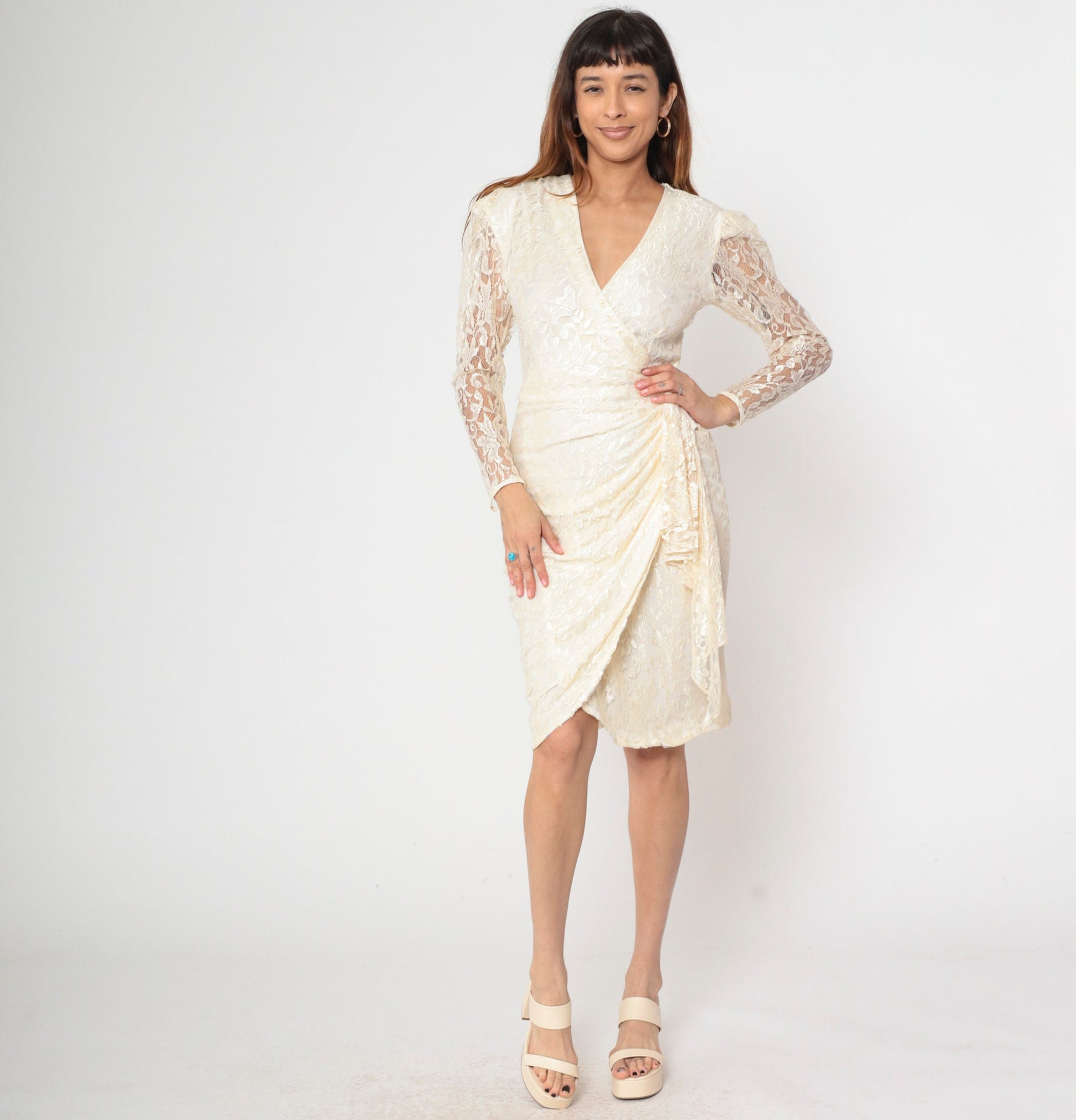 80s Ivory Lace Wrap Dress V-Neck Long Sleeve Sheath Knee-Length Small