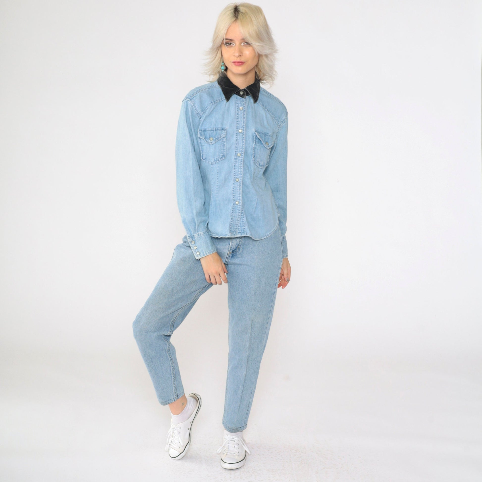 90s Express Jeans Denim Western Shirt Pearl Snap Velvet Collar Blue Small