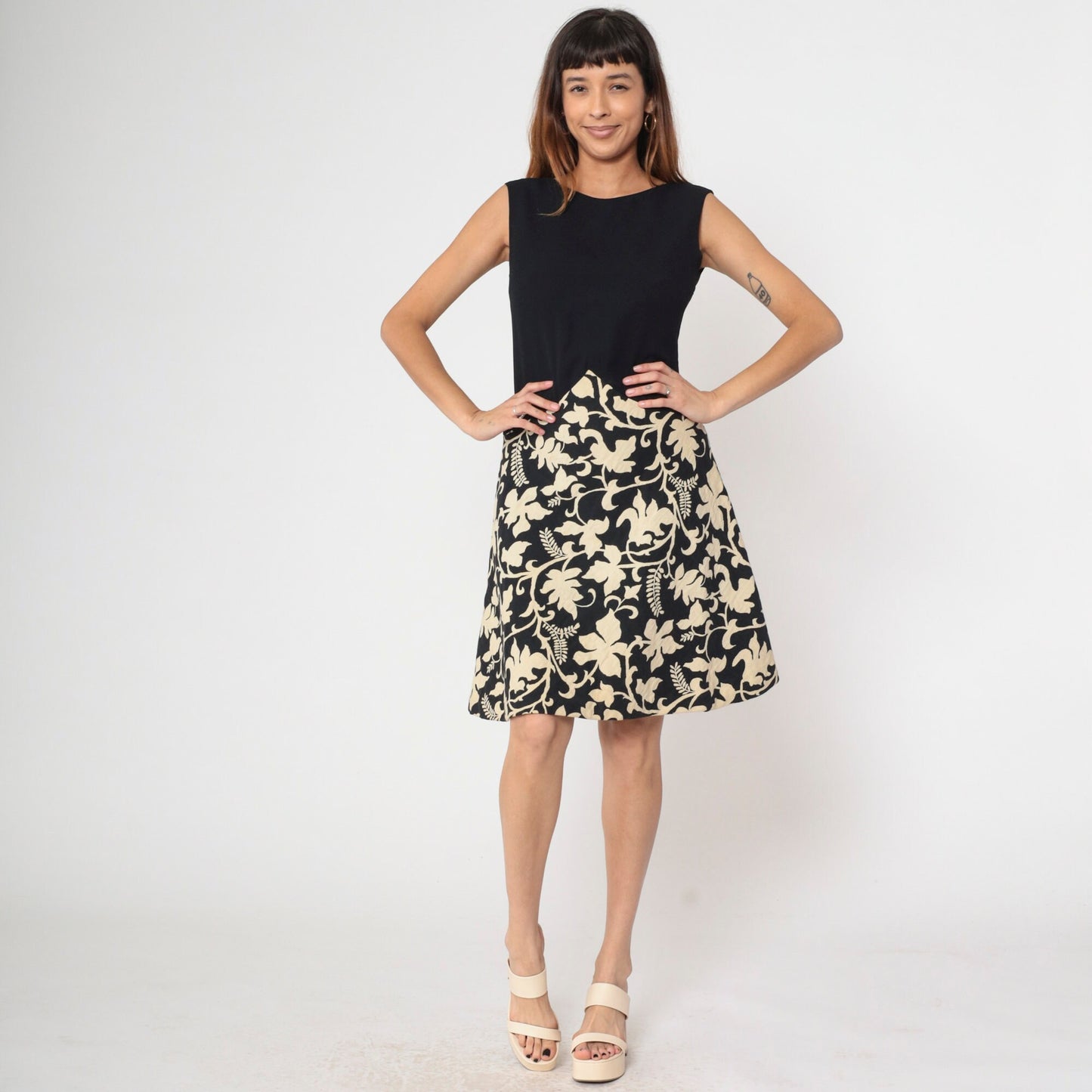 1960s Robinson's California Black Cream Floral Fit and Flare Dress V-Back Medium