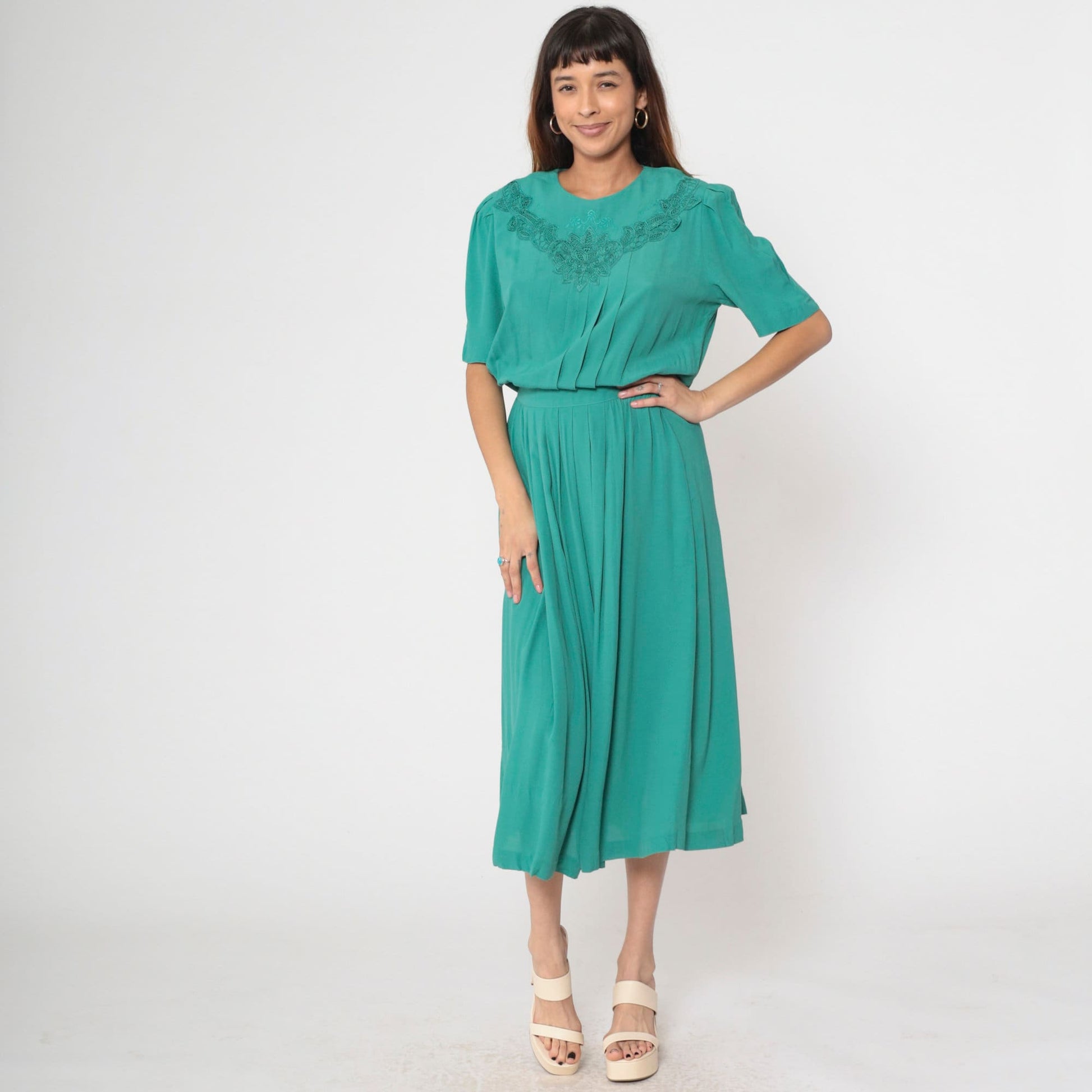 80s Karin Stevens Green Midi Dress Embroidered Lace Puff Sleeve Button Back Medium