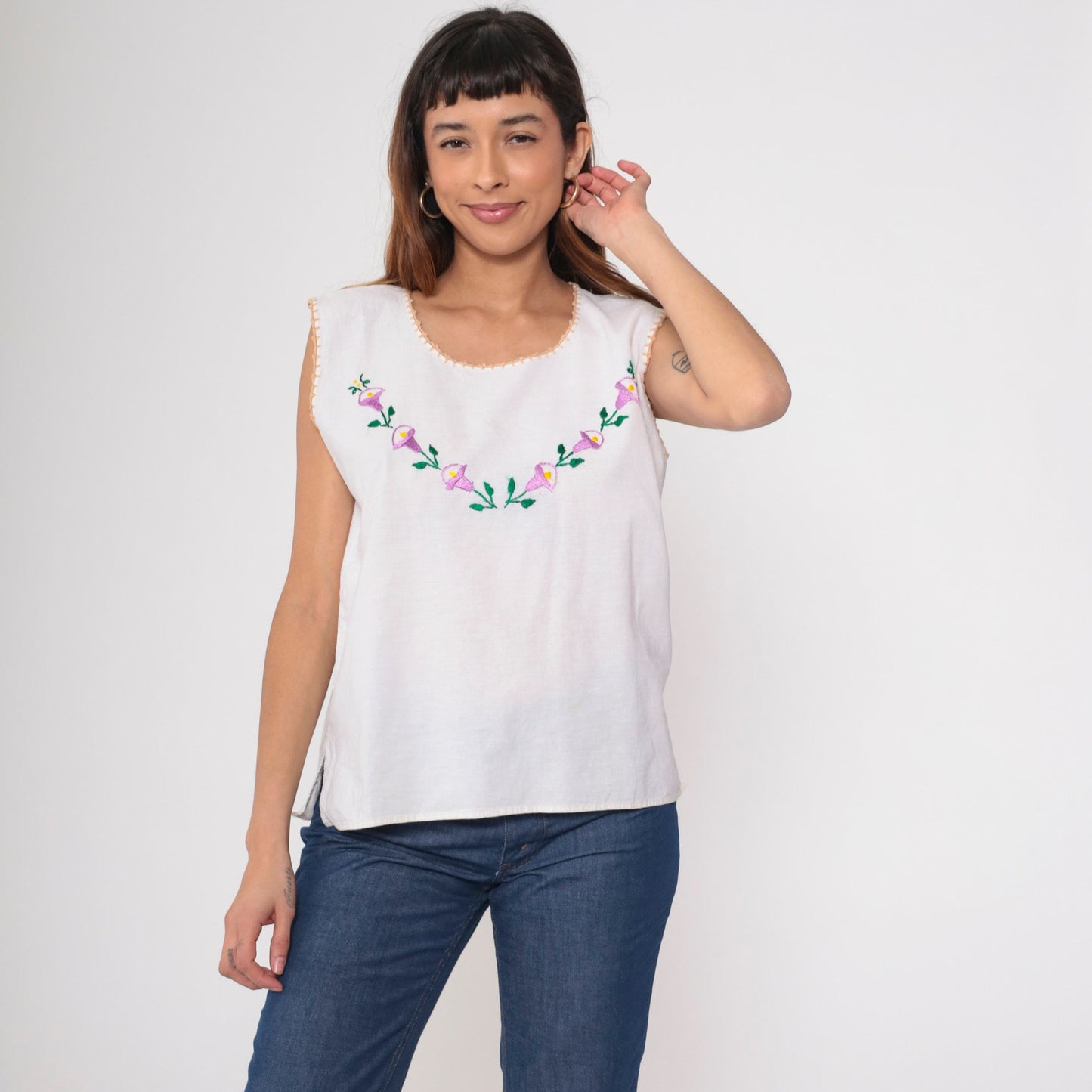 90s White Floral Embroidered Tank Top Scoop Neck Sleeveless Medium