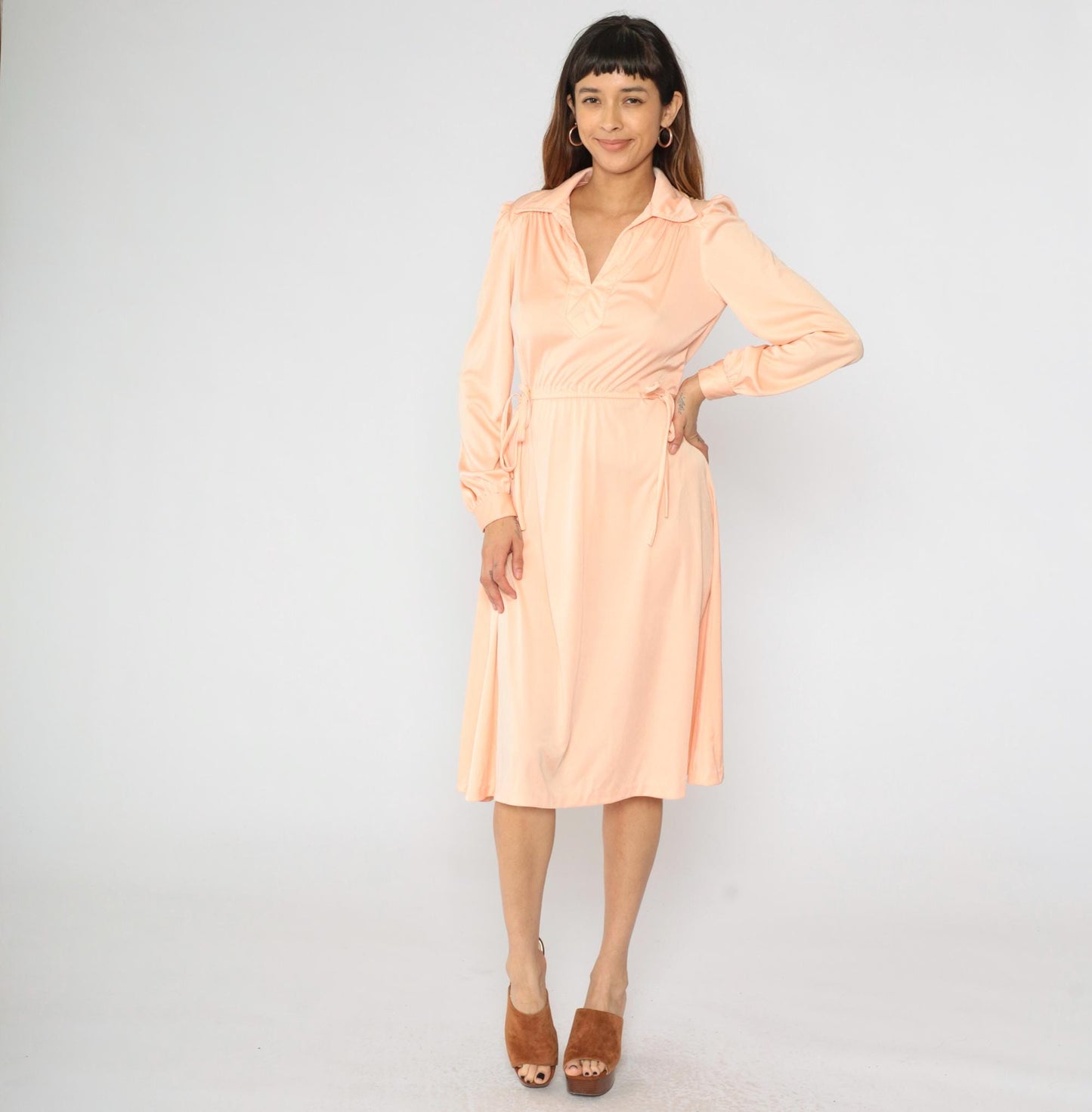 70s Peach Midi Dress Puff Sleeve Collared V-Neck High Waist Tie Side Medium