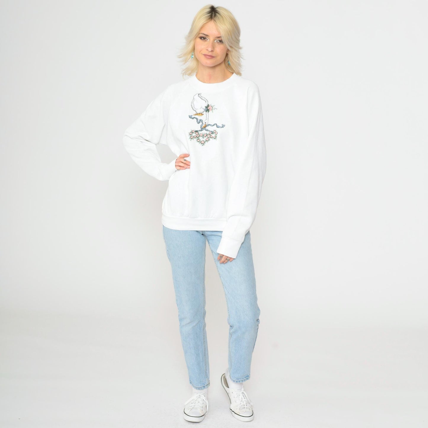 90s Goose Floral Cross-Stitch Sweatshirt White Raglan Graphic Large