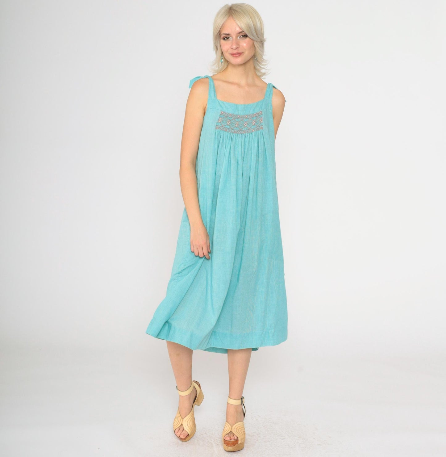 70s Blue Houndstooth Midi Dress Smocked Chest Tent Cut Sleeveless Small