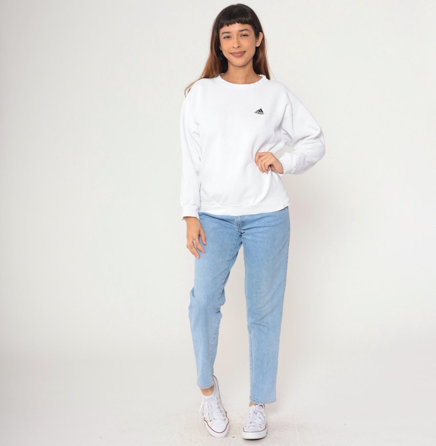 90s Adidas White Embroidered Logo Crewneck Sweatshirt Small