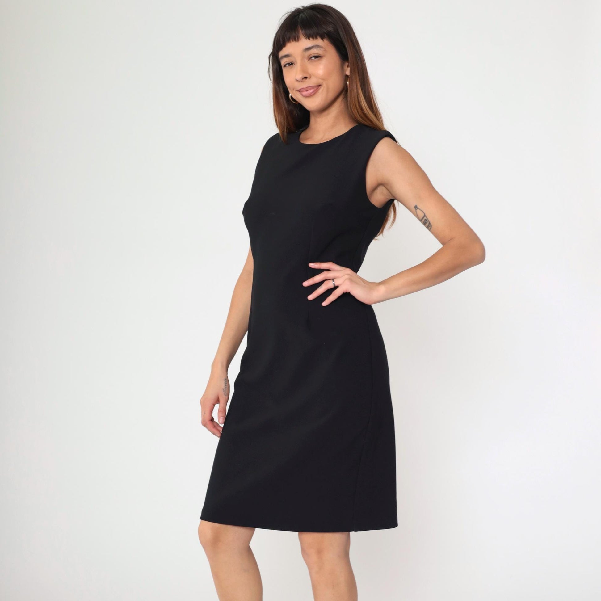 90s Black Sheath Dress Sleeveless Knee-Length Shift Dress Medium 10