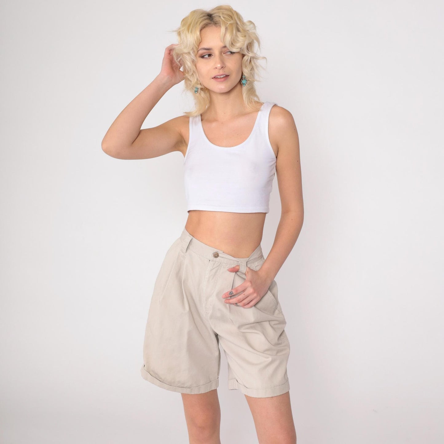 Eddie Bauer 90s Khaki Pleated Cotton Shorts High Rise Small 6