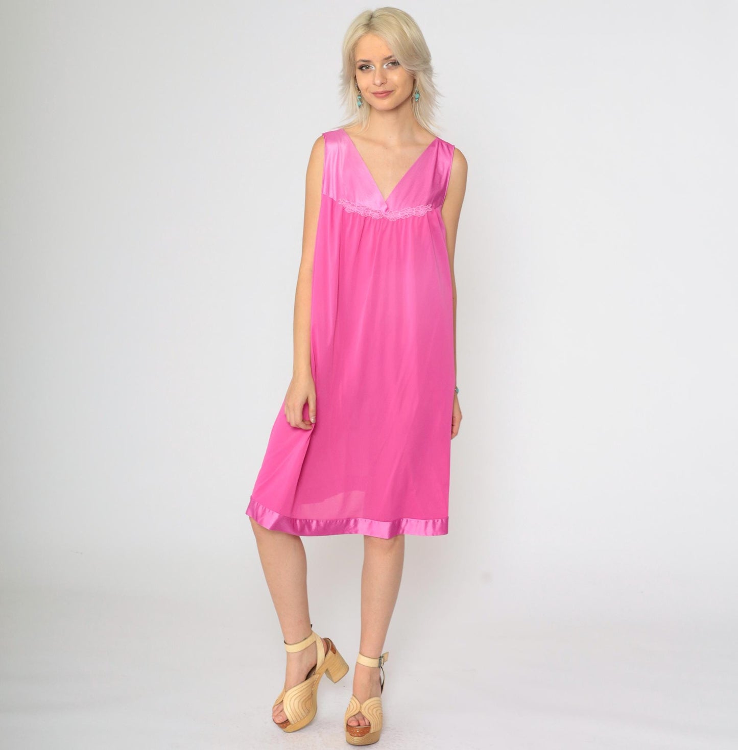 80s Hot Pink Floral Embroidered Nightgown Knee-Length Shift V-Neck Large L