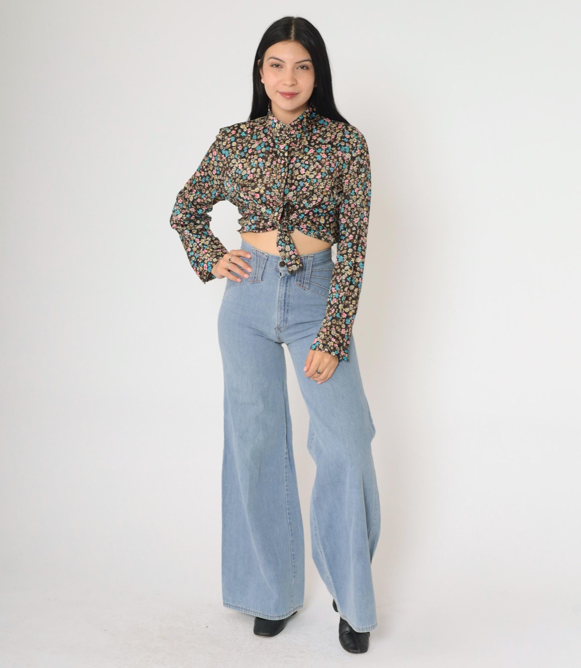 70s Calico Floral Black Button-Up Shirt Long Sleeve Flower Print Medium