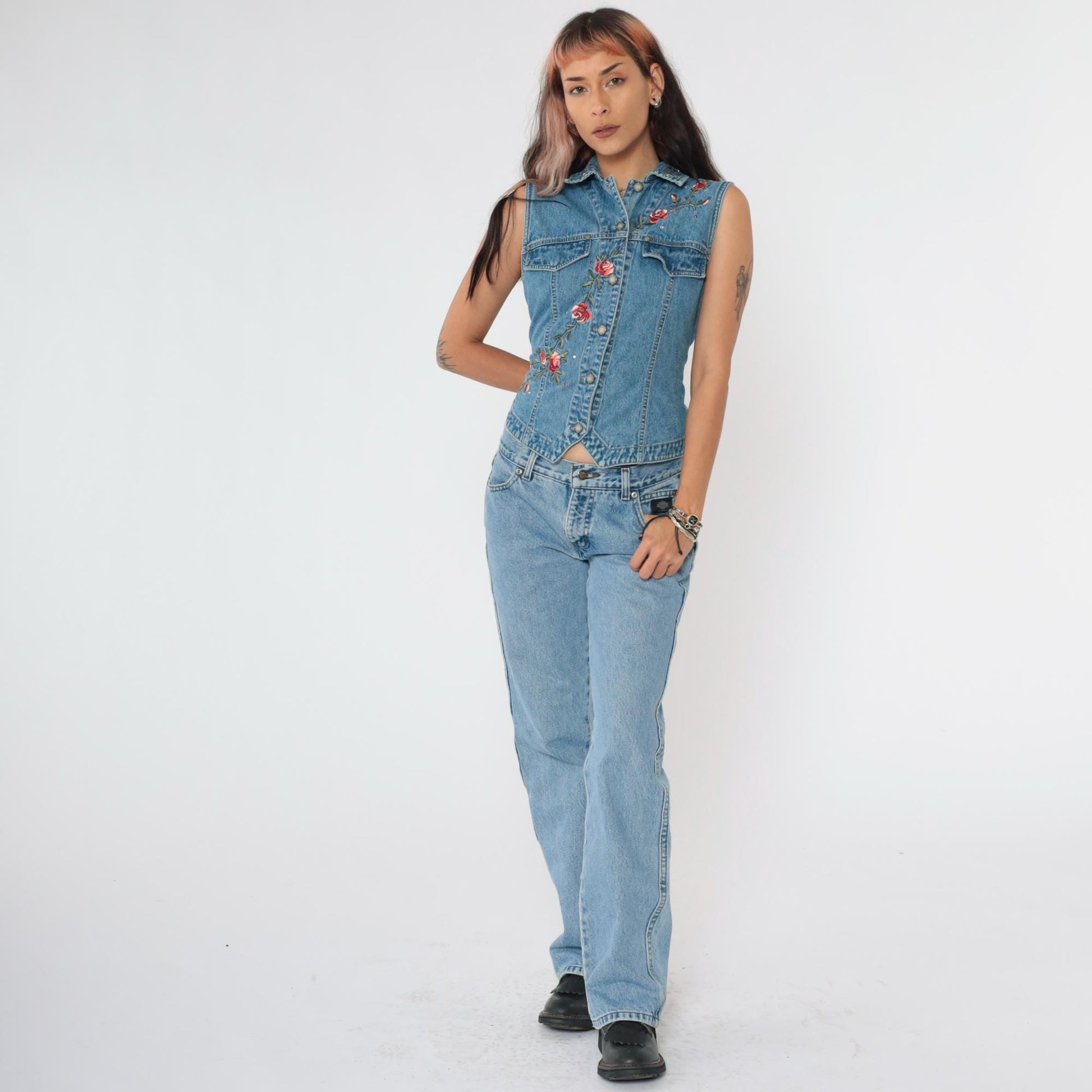 90s Bill Blass Floral Embroidered Denim Vest Blue Rhinestone Medium