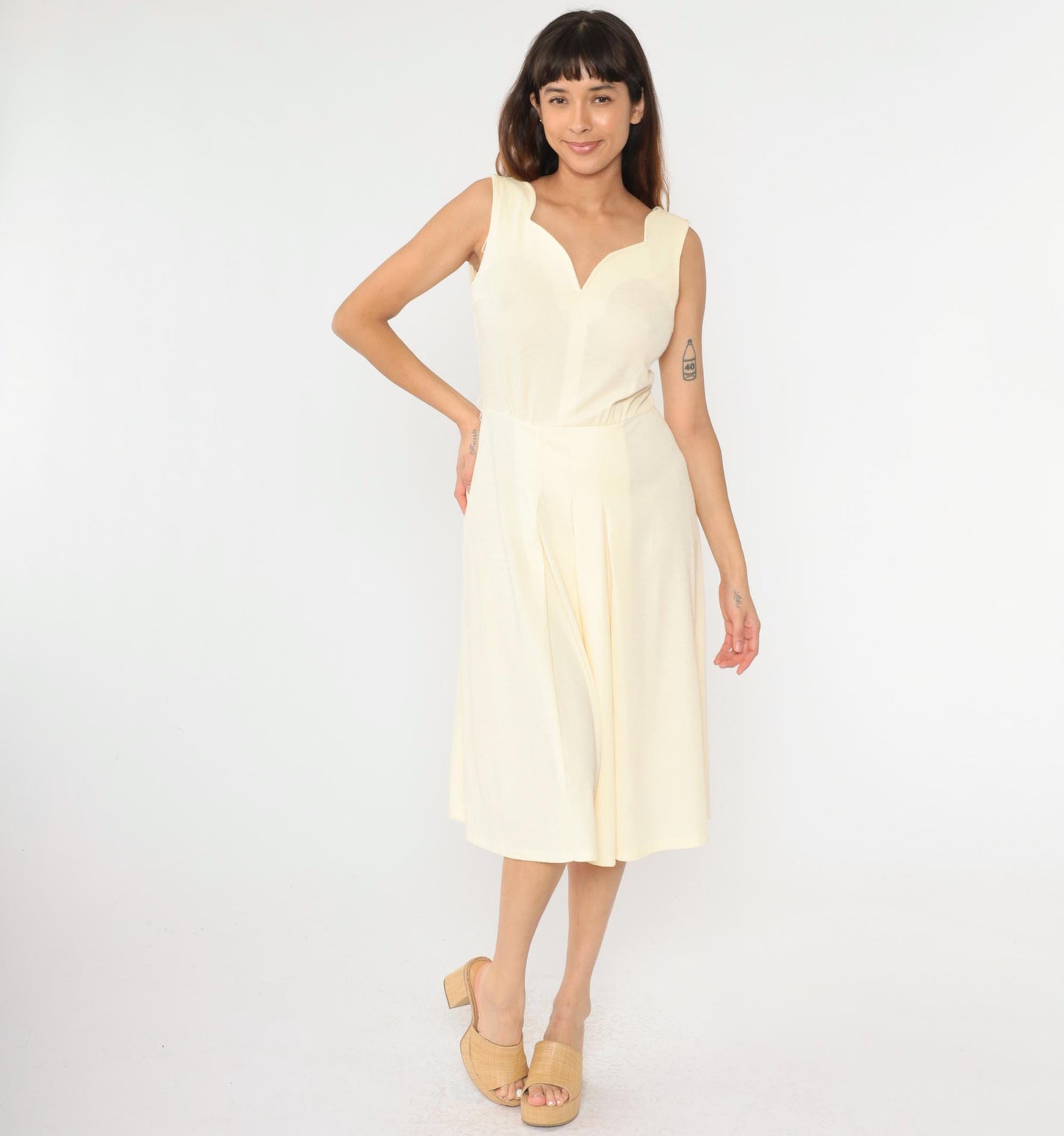 1970s Carnegie of London Cream Scalloped Pleated Midi Dress Small