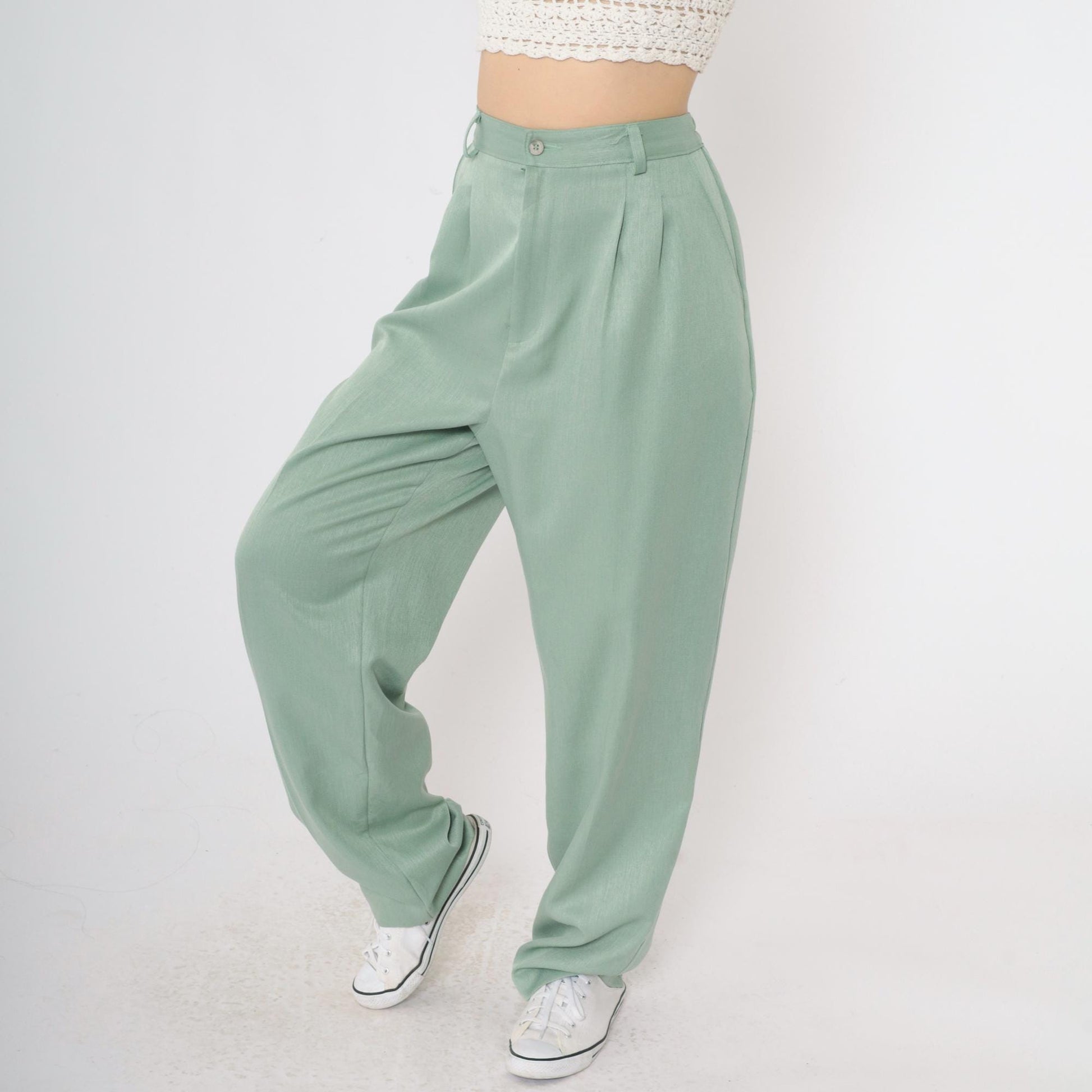 90s Light Green Pleated High-Waist Tapered Trousers Medium