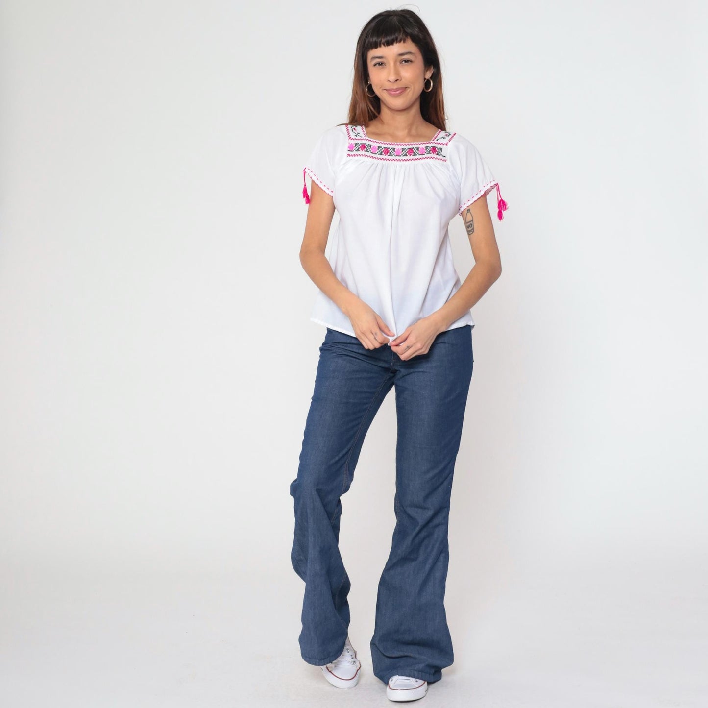90s Mexican Embroidered Floral Blouse White Pink Square Neck Short Sleeve Small