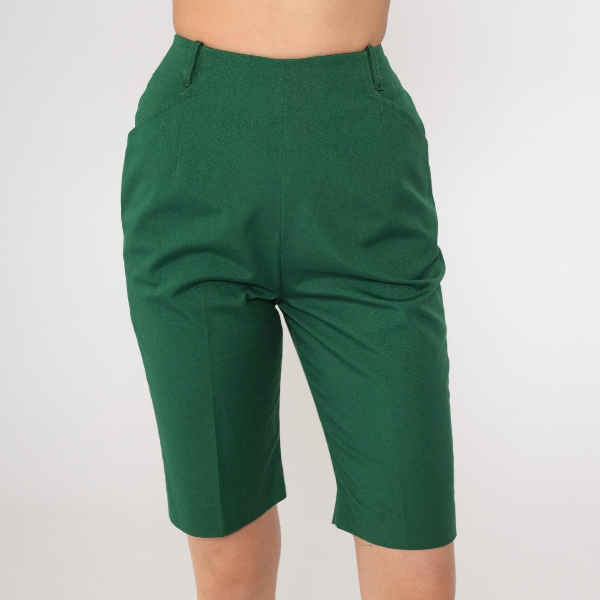 1970s Miss Pat High-Waisted Bermuda Shorts Green Koratron Extra Small