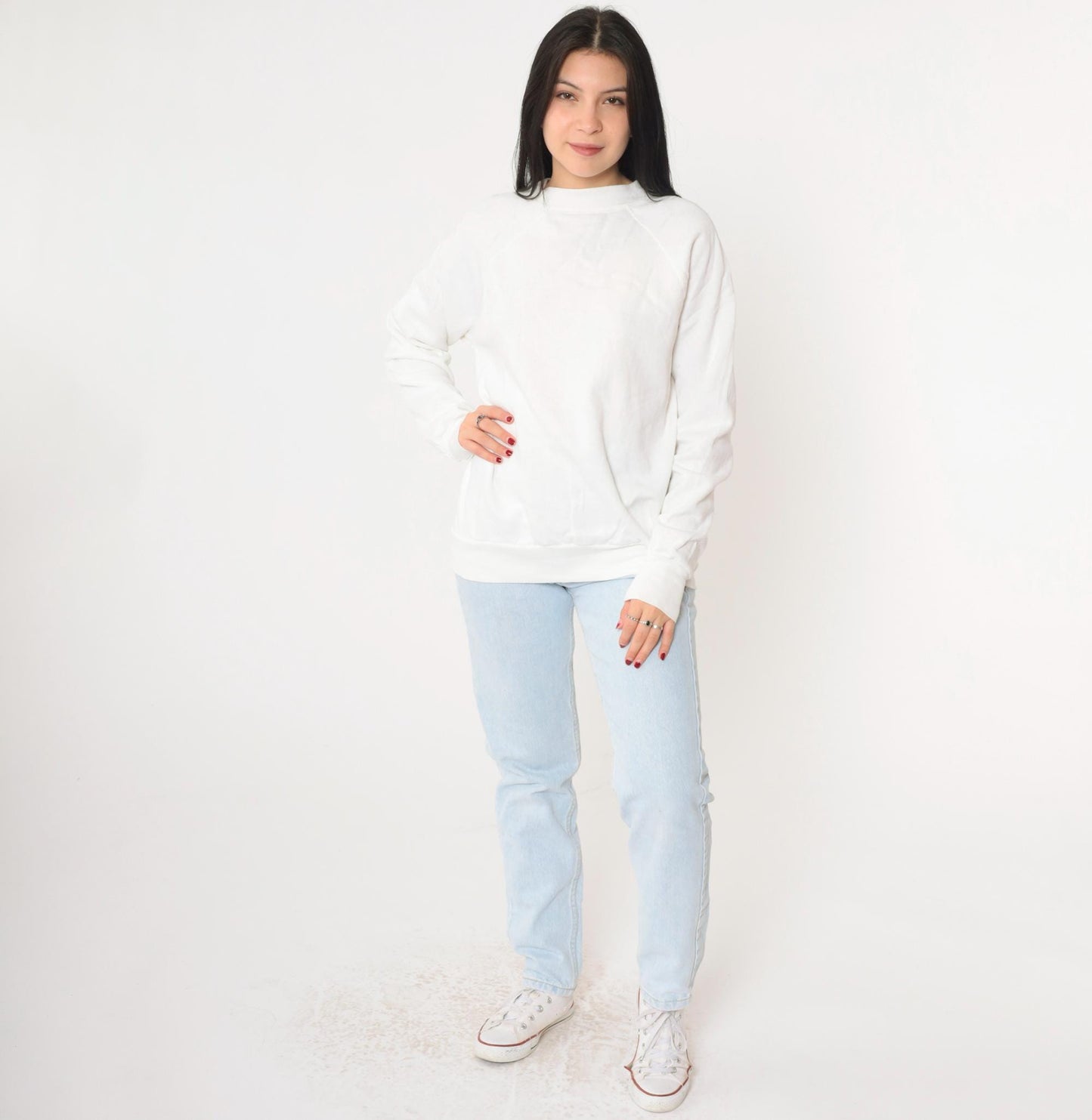 80s Plain White Raglan Sweatshirt Crewneck Pullover Medium