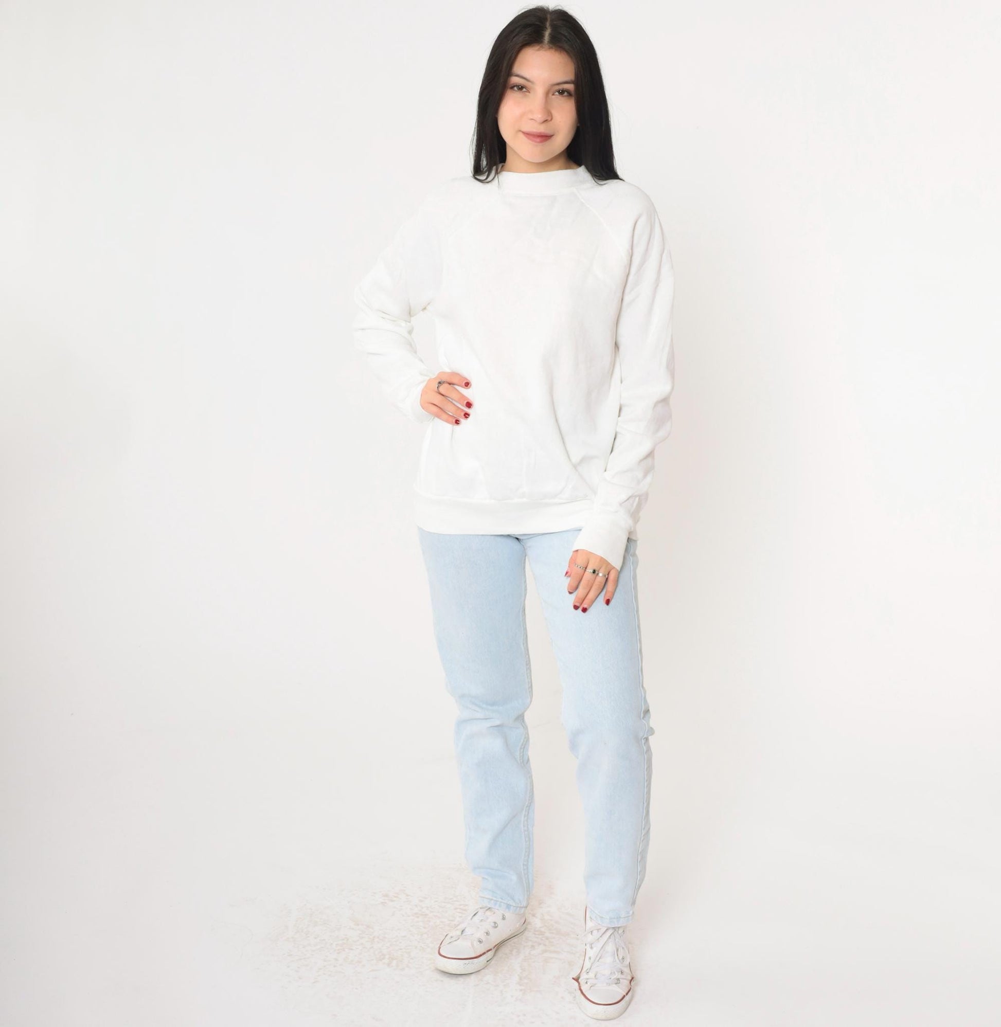 80s Plain White Raglan Sweatshirt Crewneck Pullover Medium