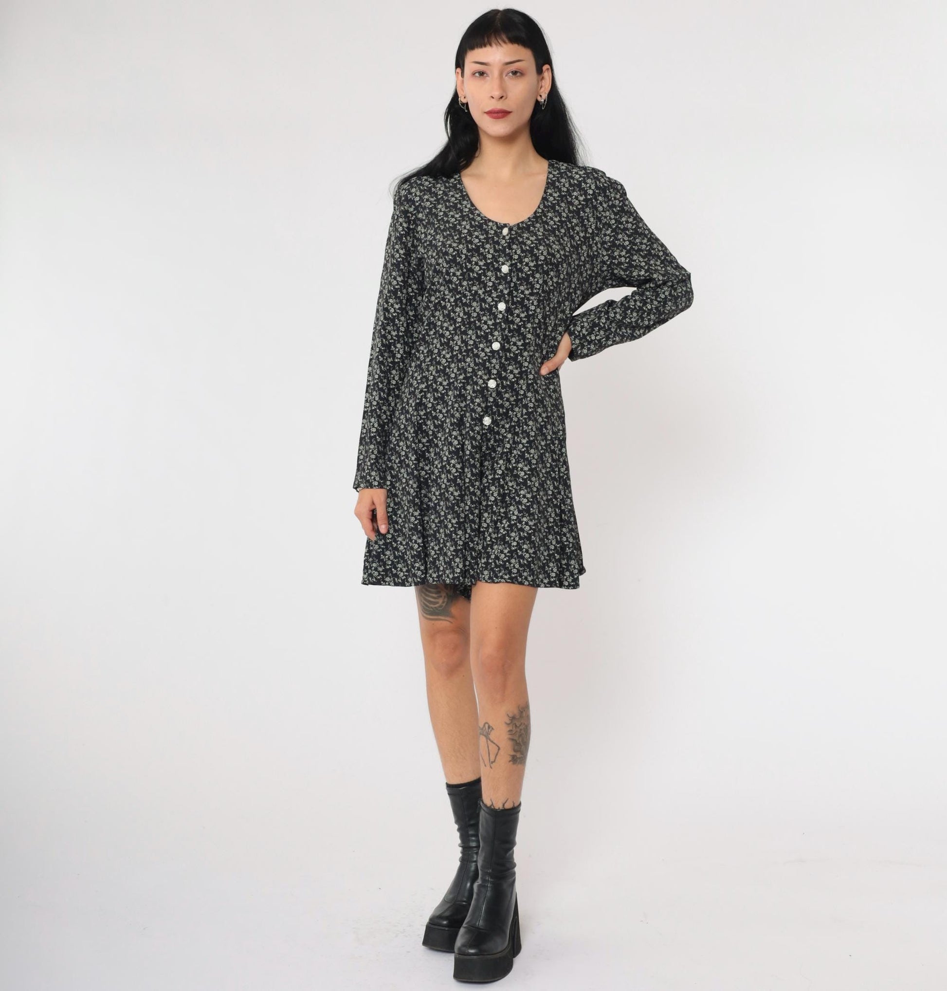 90s Floral Button-Up Romper Black White Long Sleeve Wide Leg Small Medium