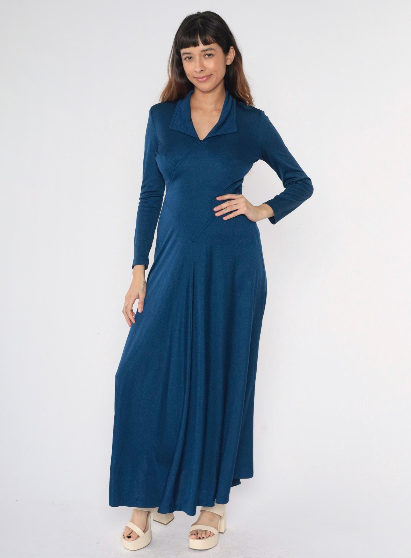 70s Navy Maxi Dress Long Sleeve Wide Collar Diamond Waist Small Medium