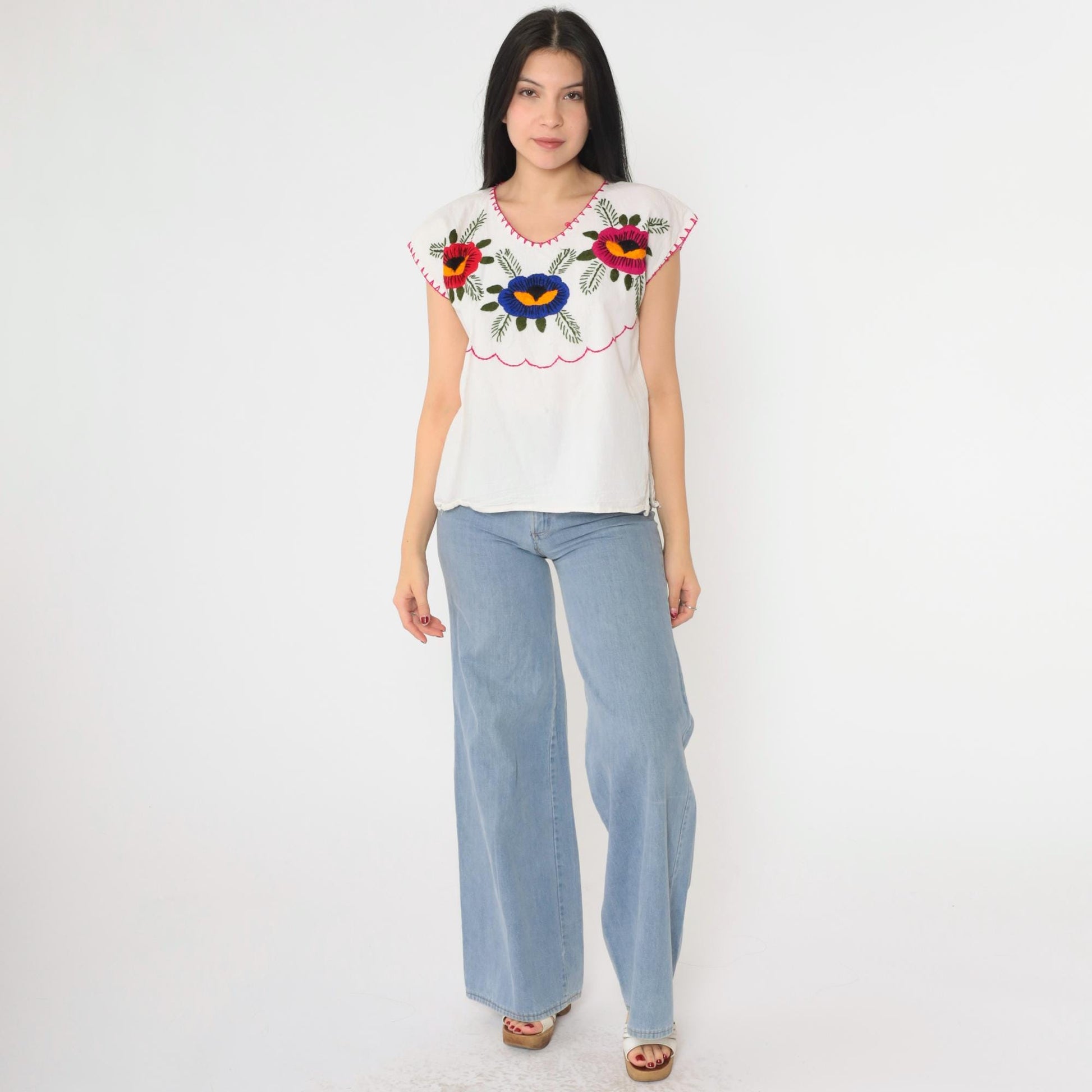 90s Mexican Floral Embroidered Blouse White Cotton Short Sleeve Medium