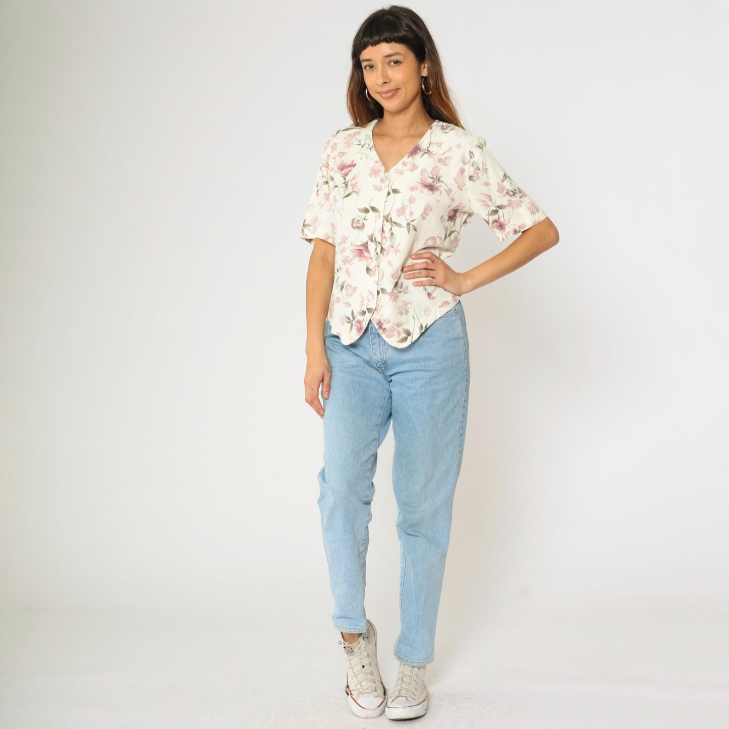 90s Lee David Floral Button Up Blouse Off-White Mauve Pink V-Neck Medium M