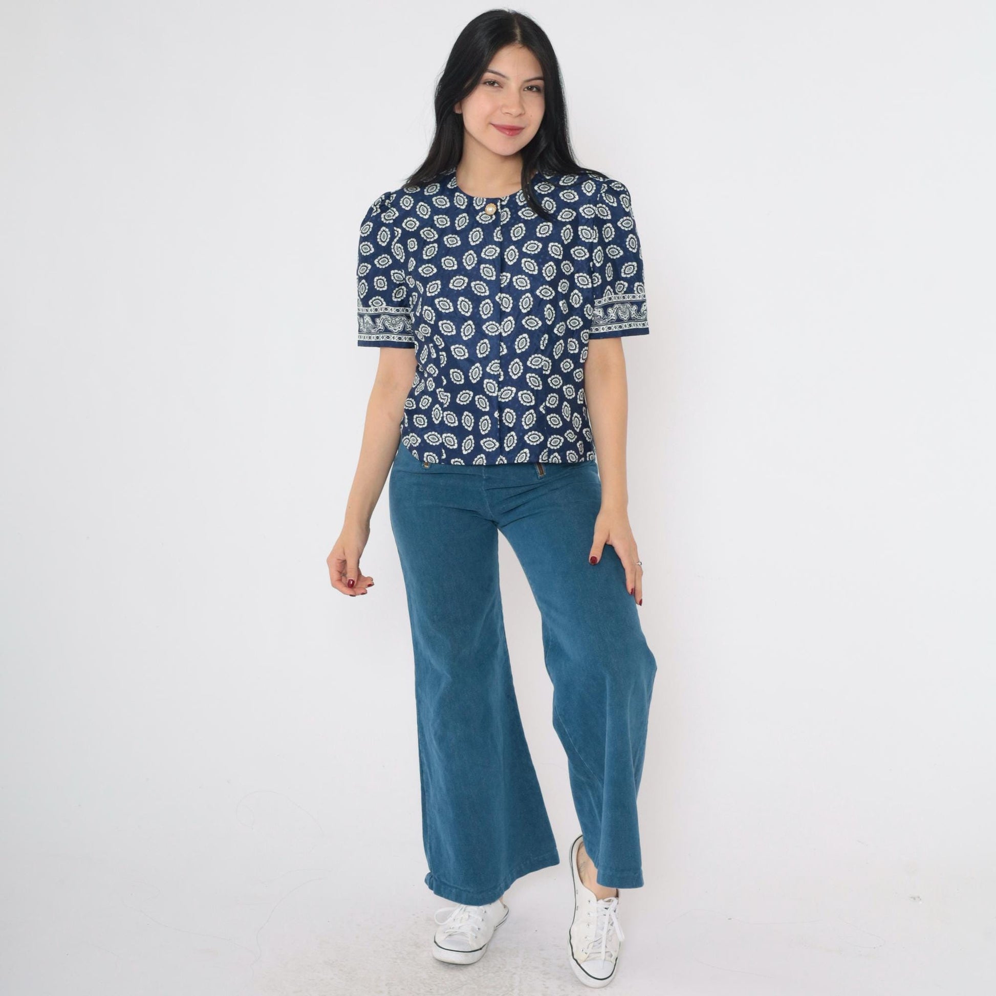 80s Blue Geometric Medallion Puff Sleeve Blouse Pearl Button Small