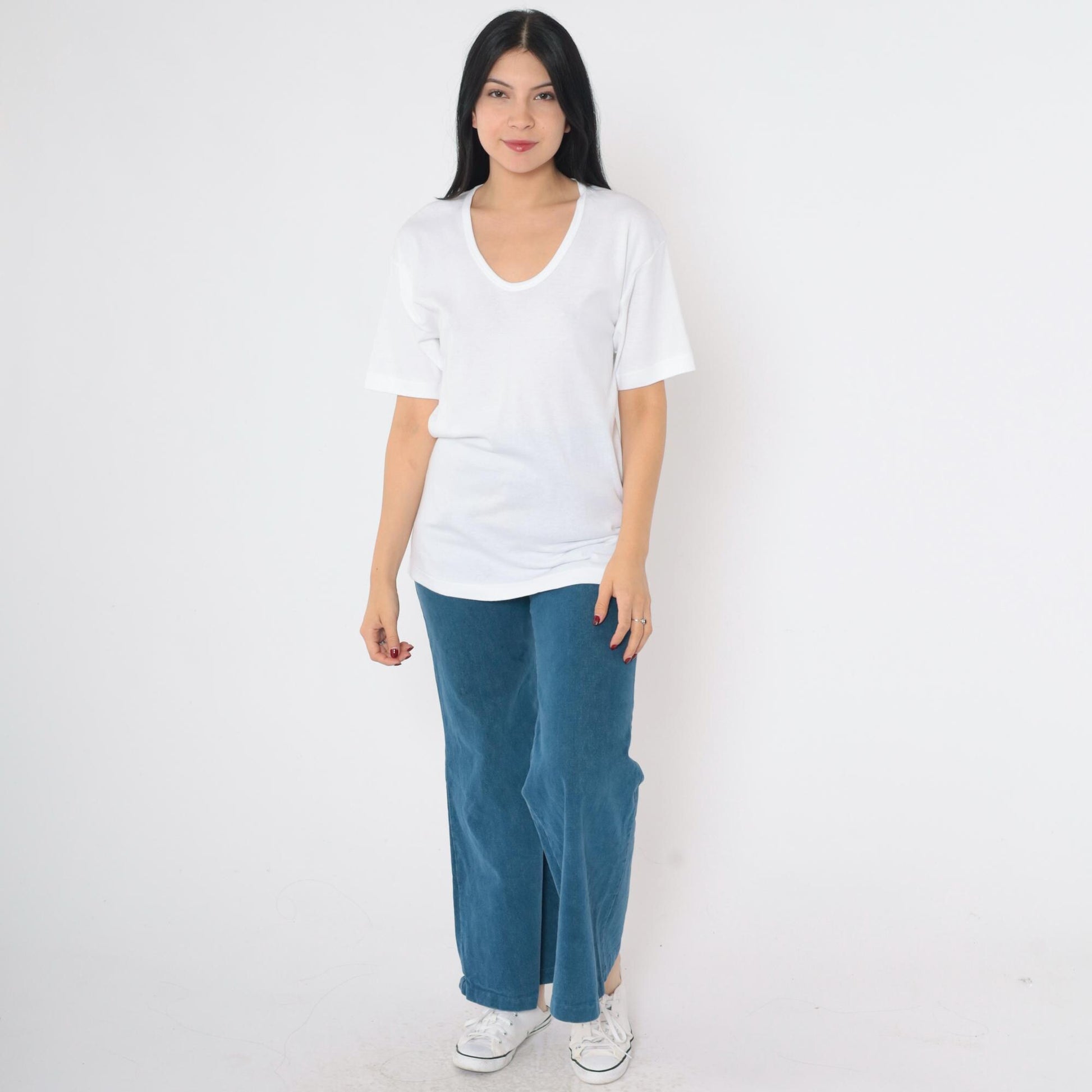 80s BVD Plain White Scoop Neck T-Shirt Cotton Blend Medium