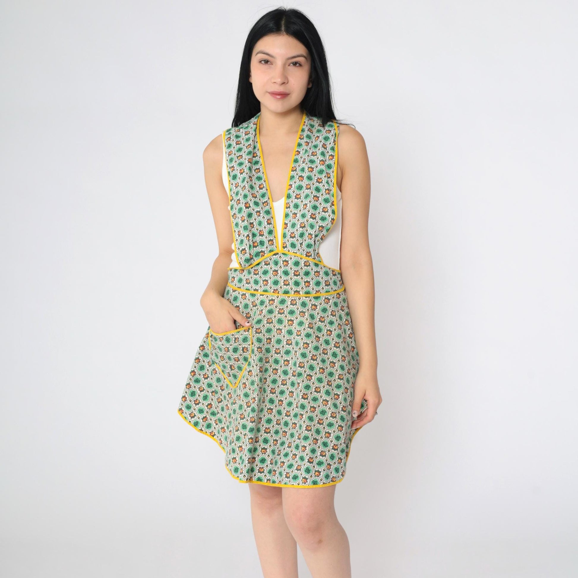 1970s Floral Leaf Print Apron Dress Mini Deep V Neck Open Back Small Medium