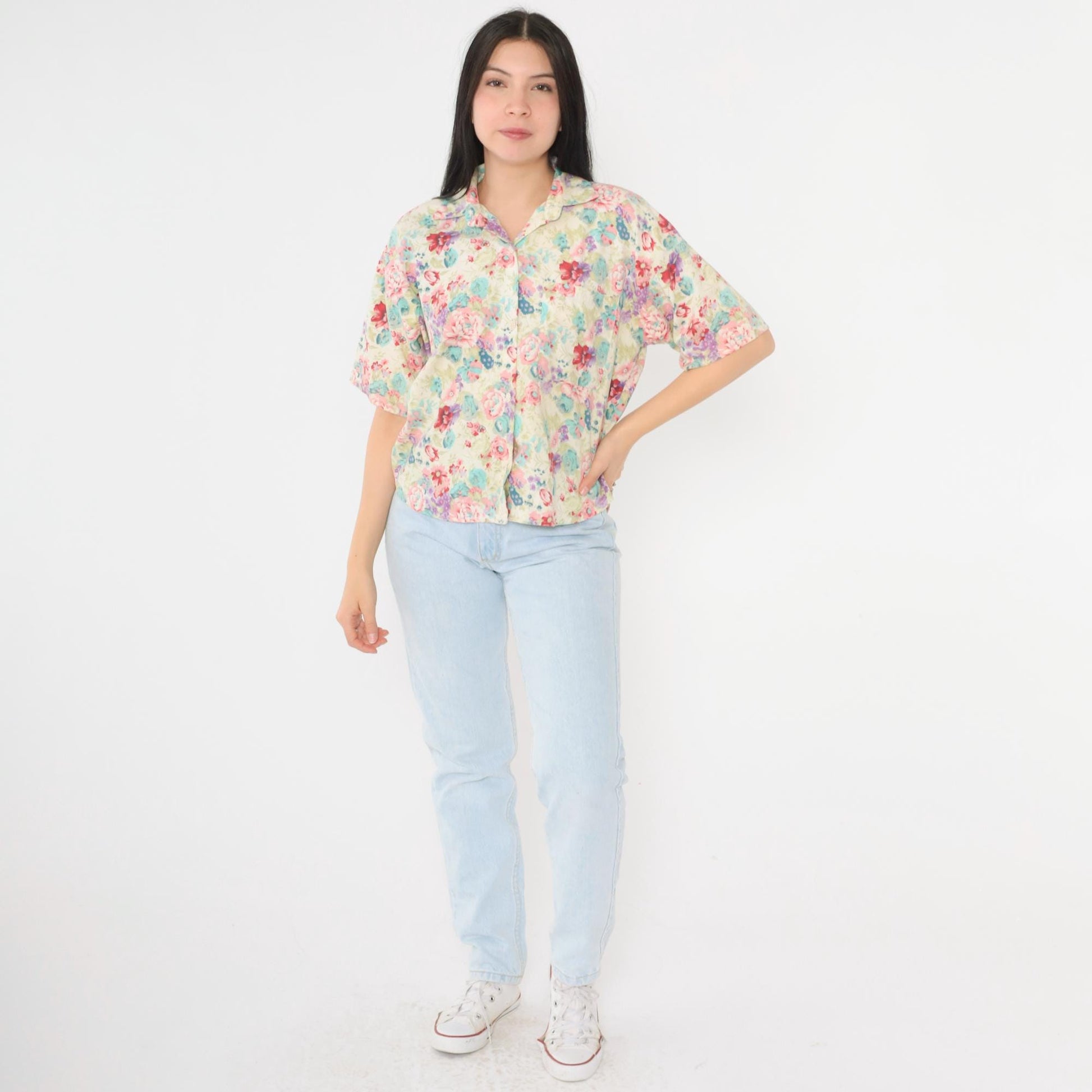 90s Judy Knapp Floral Button Up Blouse Pearl Cluster Off-White Pink Blue Small