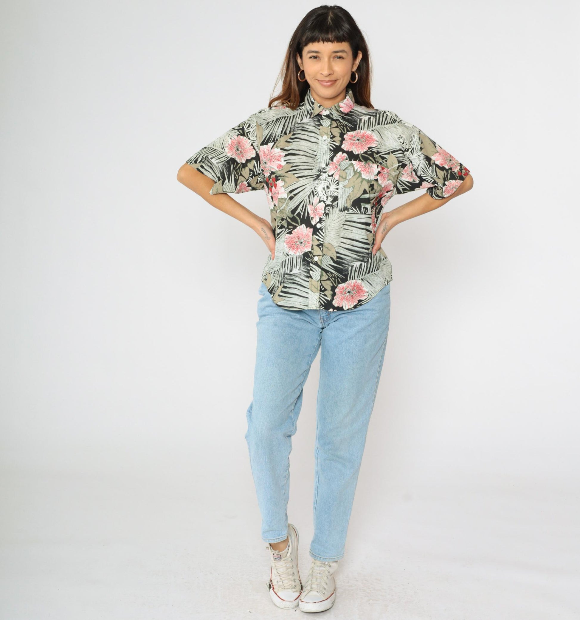 90s Tropical Floral Button Up Blouse Short Sleeve Black Grey Red Large
