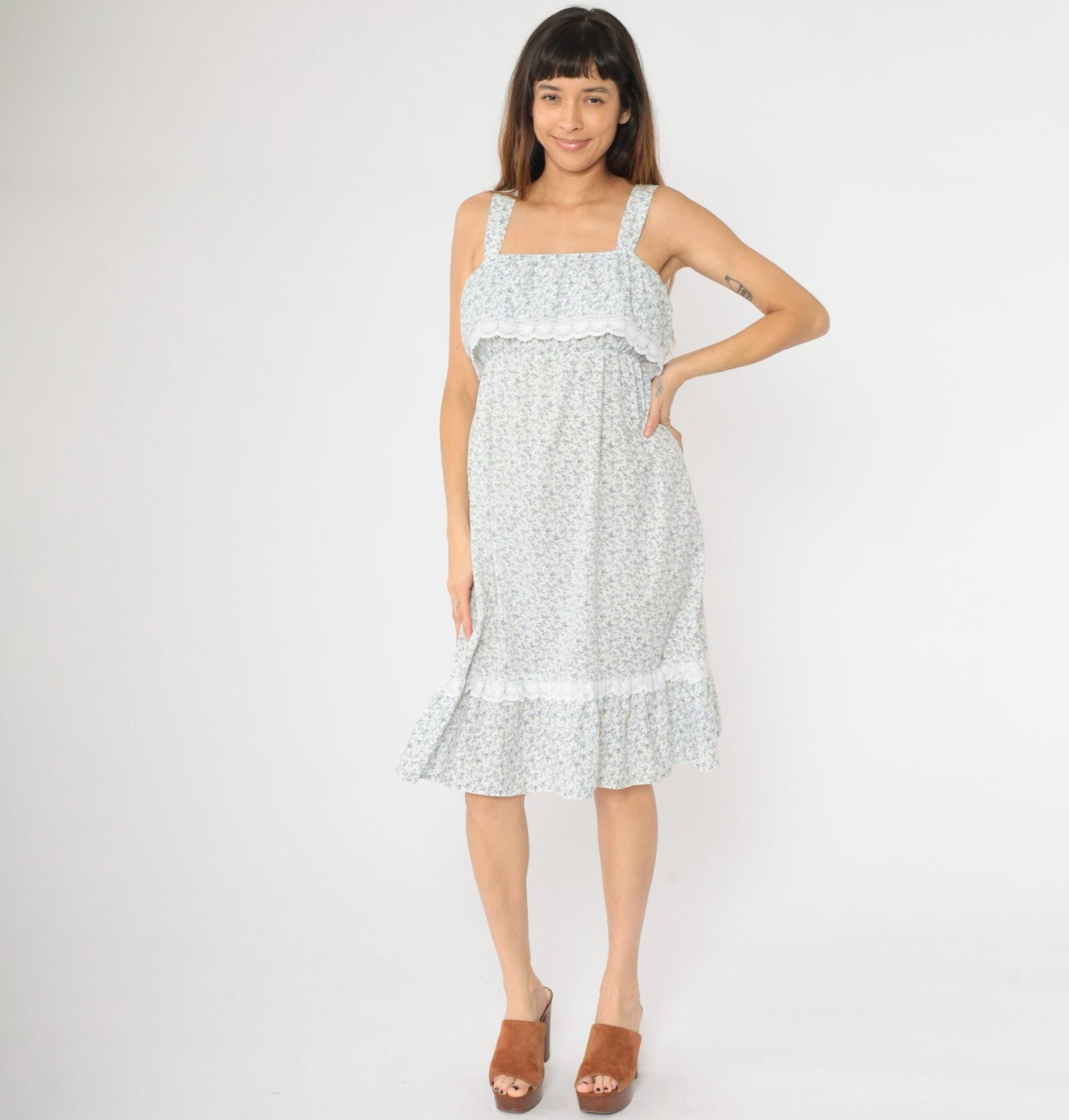 70s Floral Midi Dress Empire Waist Ruffle Lace Trim Blue White Small