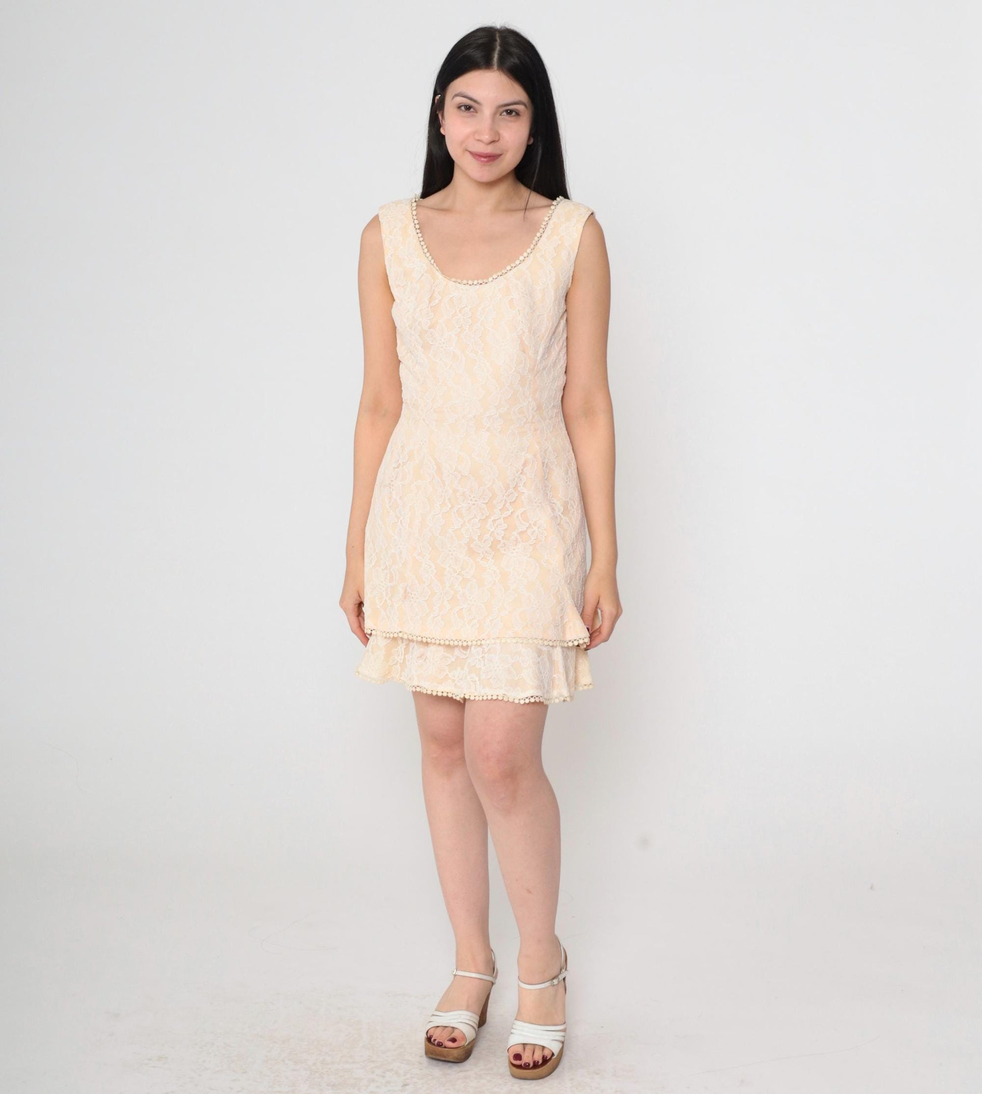 60s Lilli Diamond Cream Lace Shift Dress Sleeveless Mini Scoop Neck Extra Small