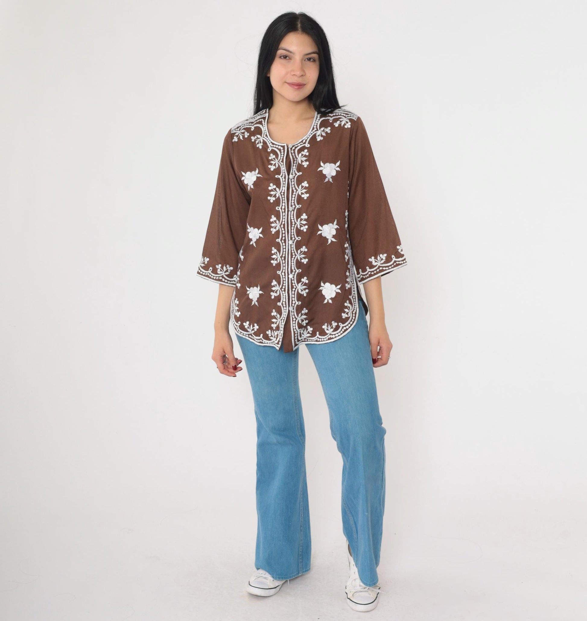 90s Brown Floral Embroidered Button-Up Blouse 3/4 Sleeve Small S
