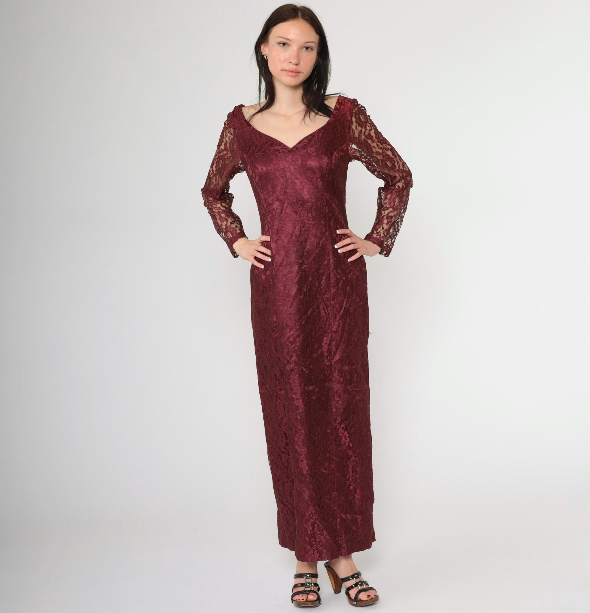90s Wine Lace Maxi Dress Sweetheart Neckline Long Sleeve Slit Small