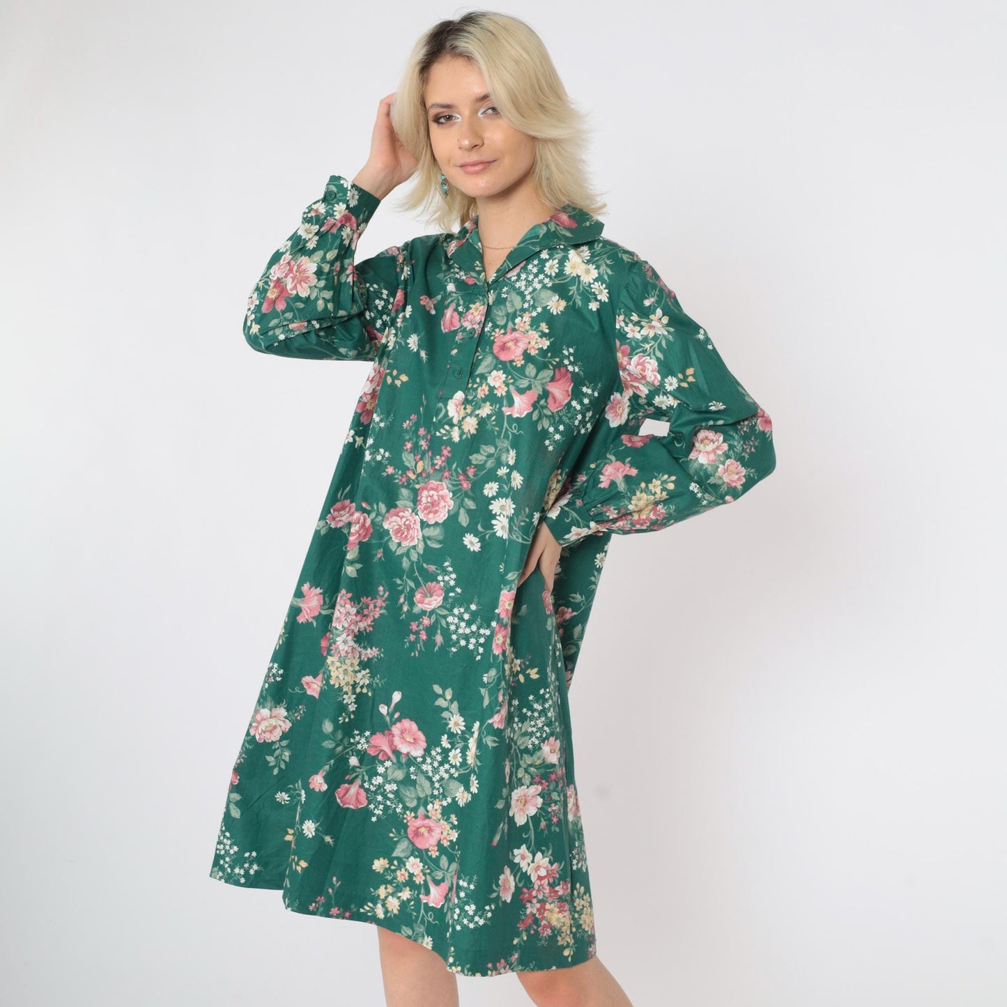 1970s Green Floral Shirt Dress Knee-Length Button-Up Collar Long Sleeve Medium Large