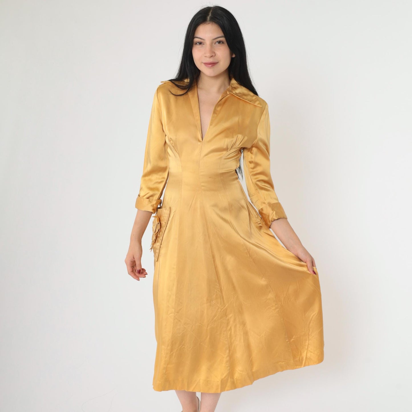1940s Gold Satin Dress Floral Appliqué Pointed Collar Midi Extra Small