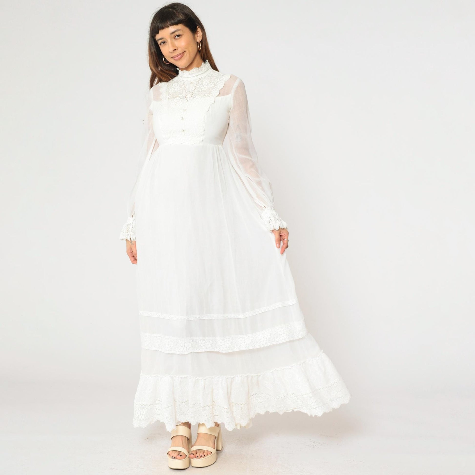 70s White Lace Wedding Dress Victorian Illusion Neckline Maxi Gown Small