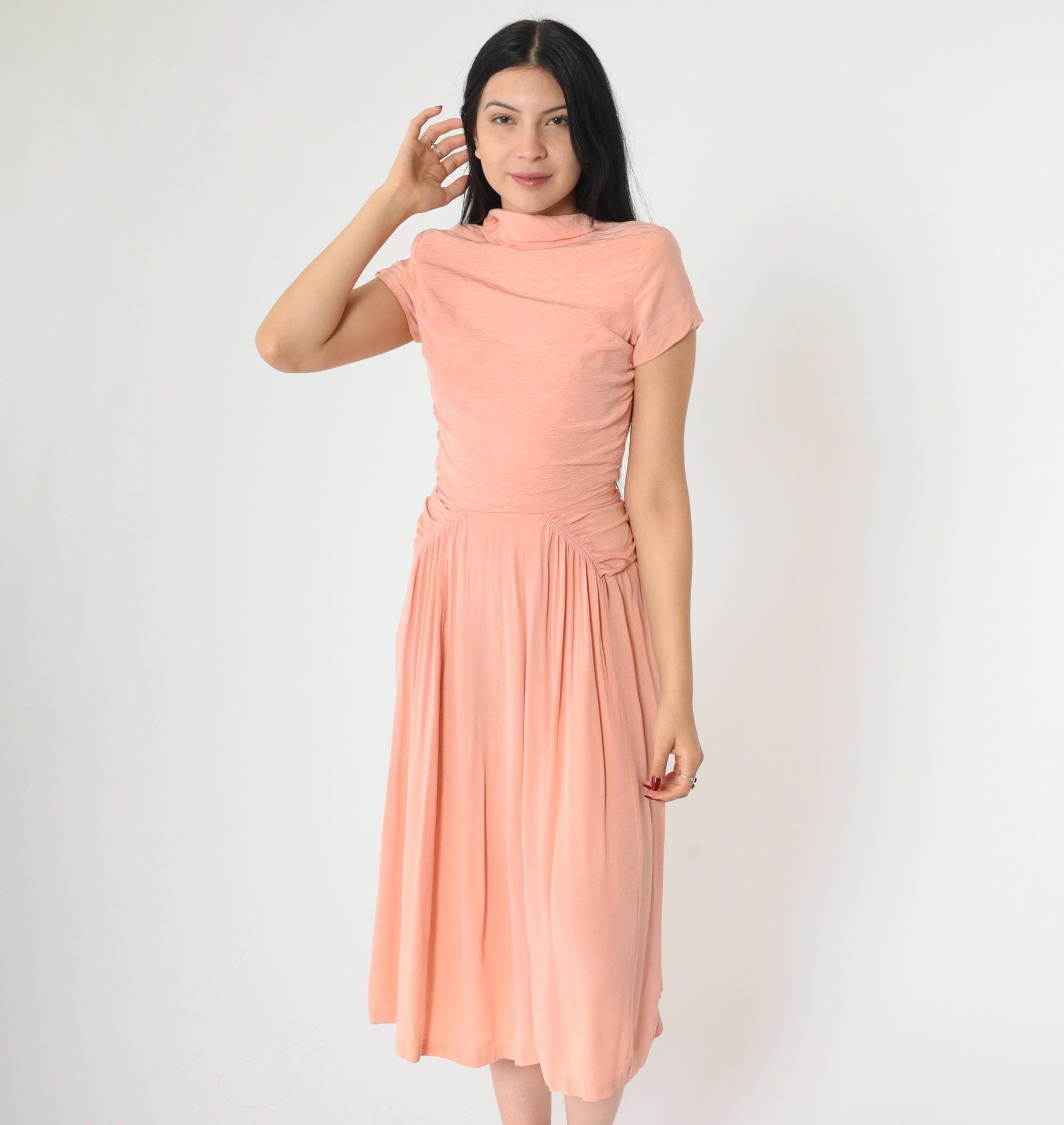 1940s Peach Party Dress Scalloped Bodice Ruched Waist Midi Extra Small