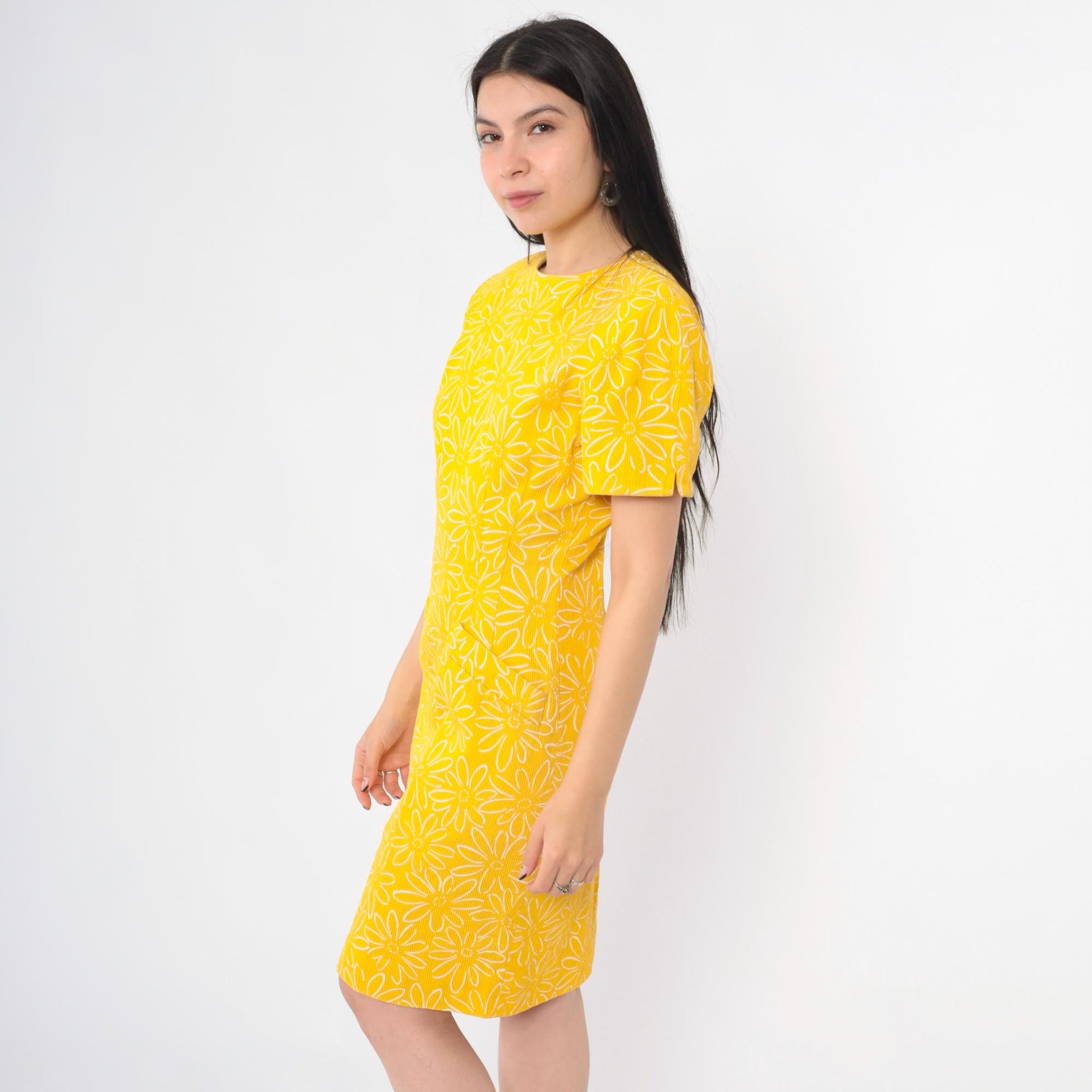 90s Yellow Floral Cotton Sheath Dress Short Sleeve Mini Small 6