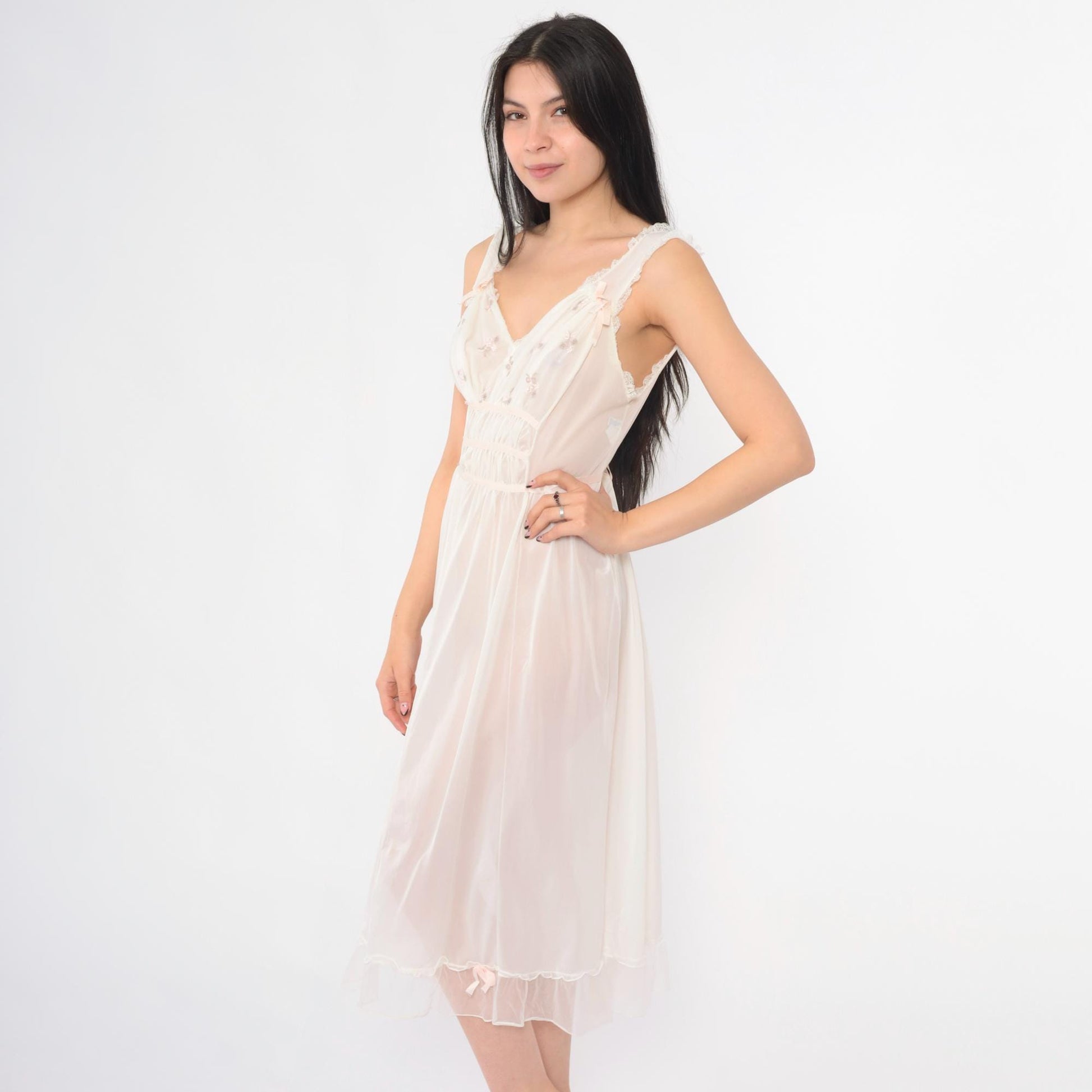 70s Blue Swan White Nylon Nightgown Pink Floral Embroidered Midi Small