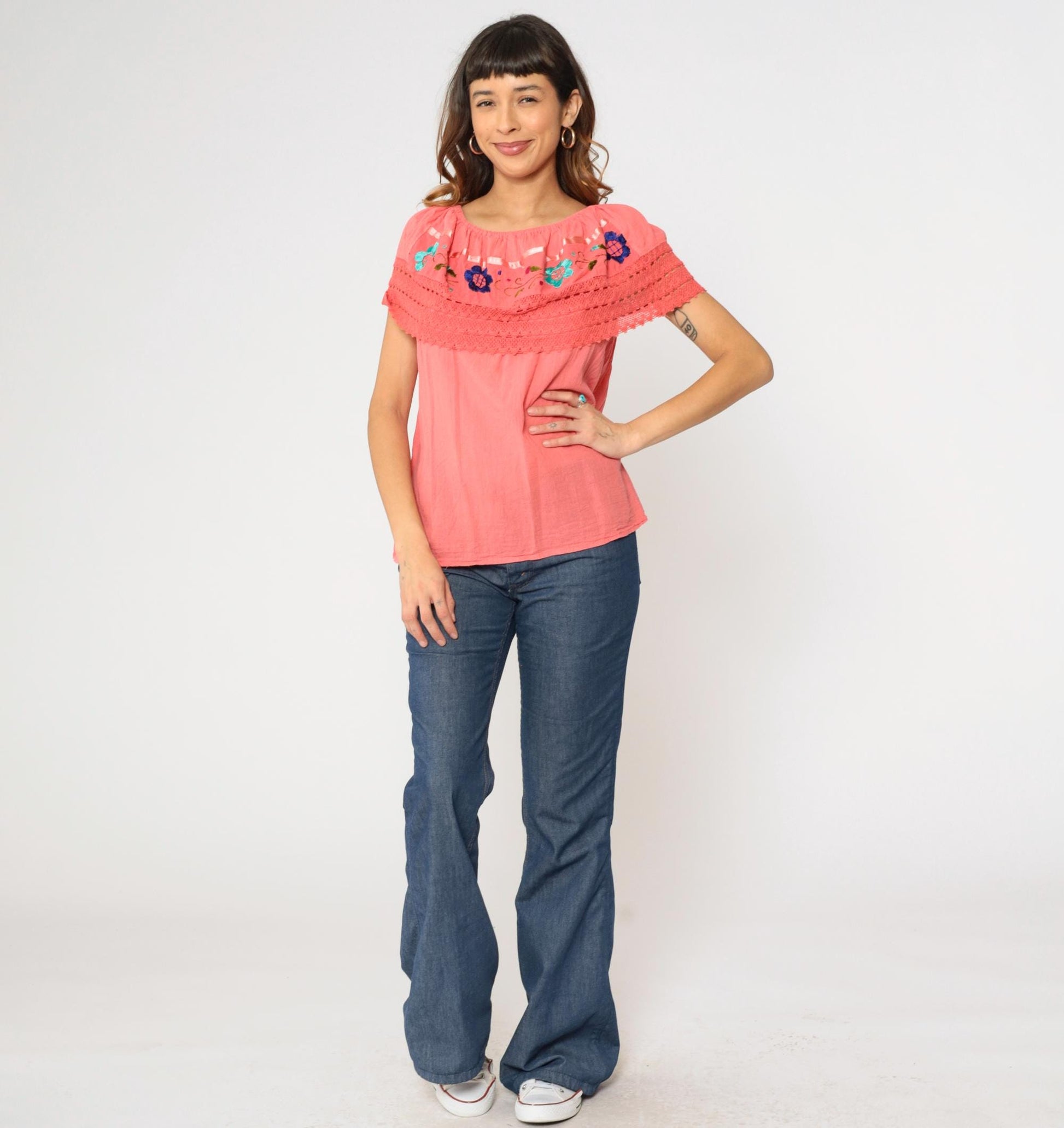 90s Coral Mexican Peasant Blouse Floral Embroidered Off-Shoulder Gauze Top Small