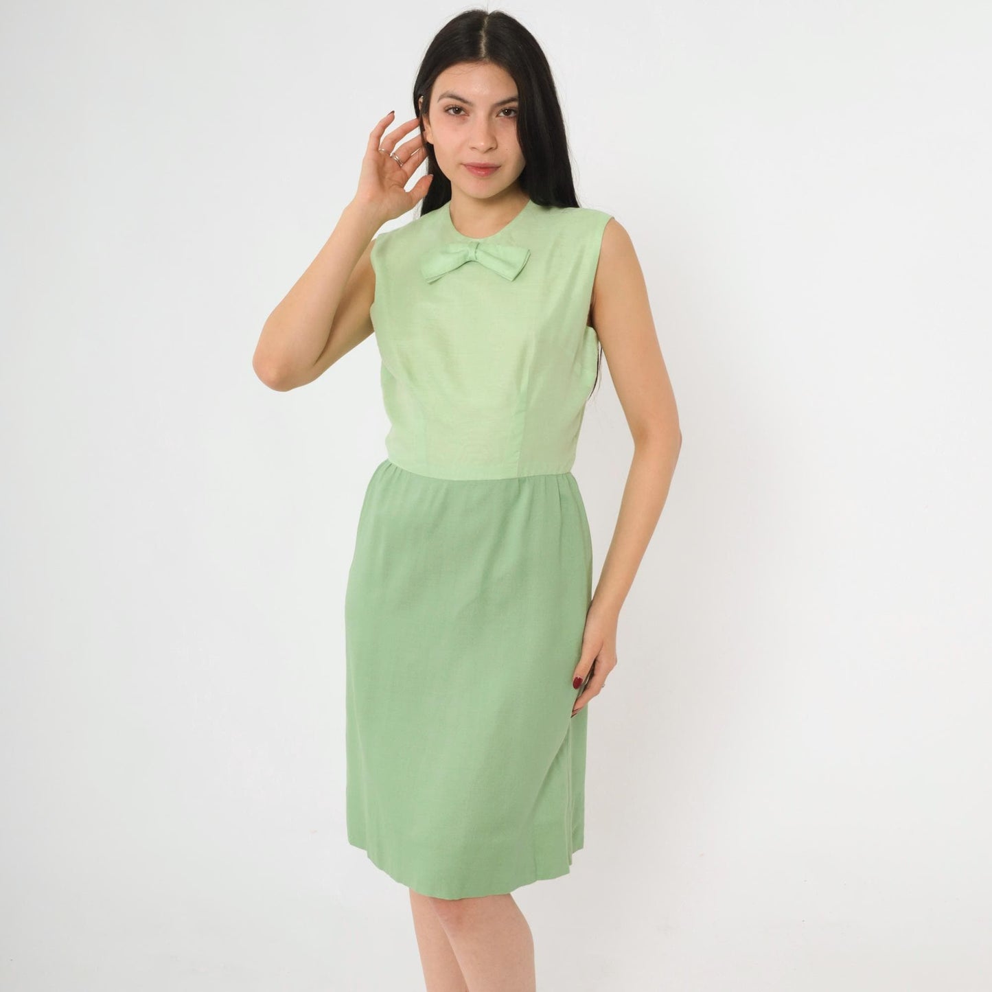 60s Two-Tone Green Bow Neckline Sleeveless Dress Knee Length Small